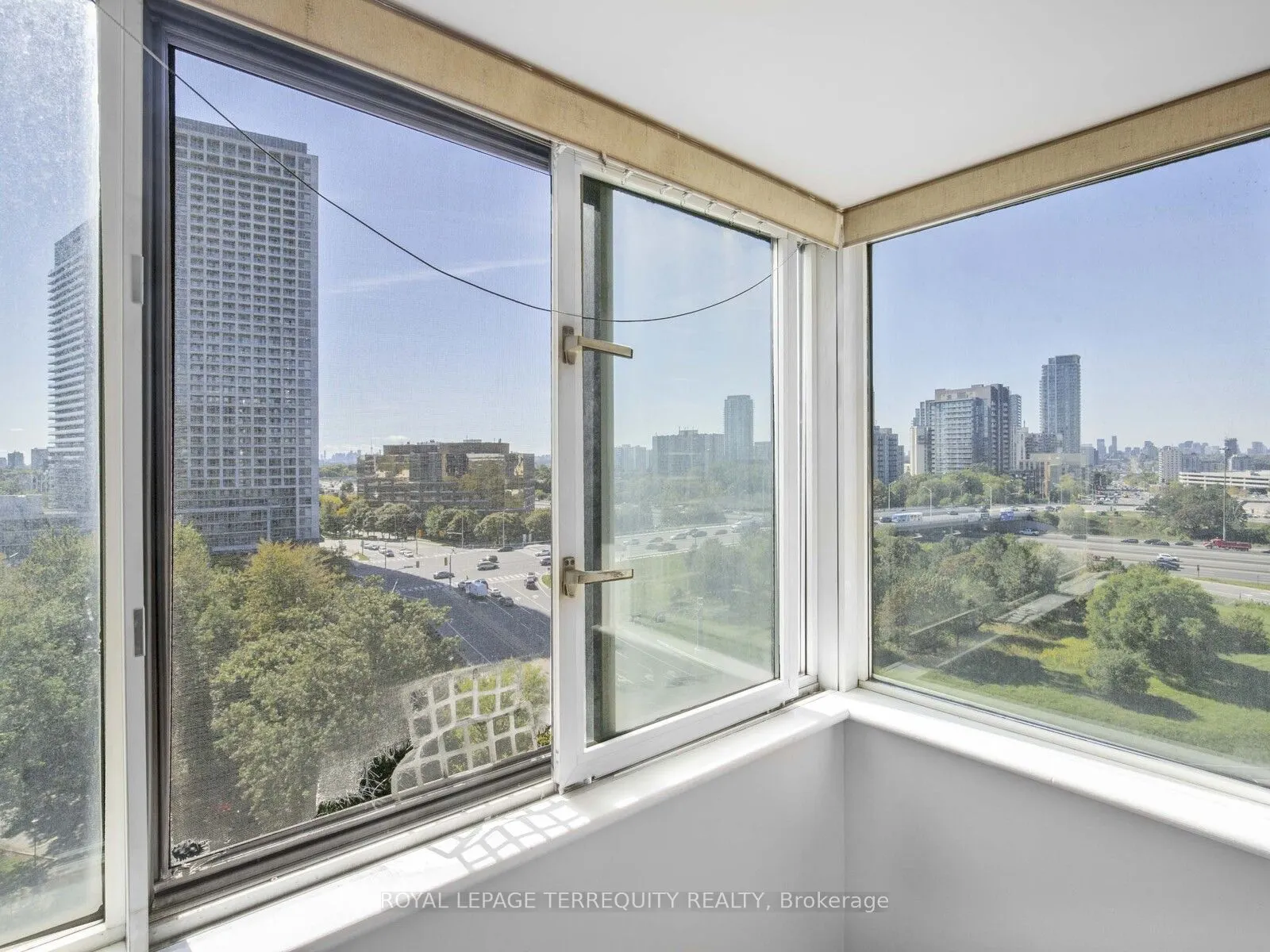 5 Old Sheppard Avenue