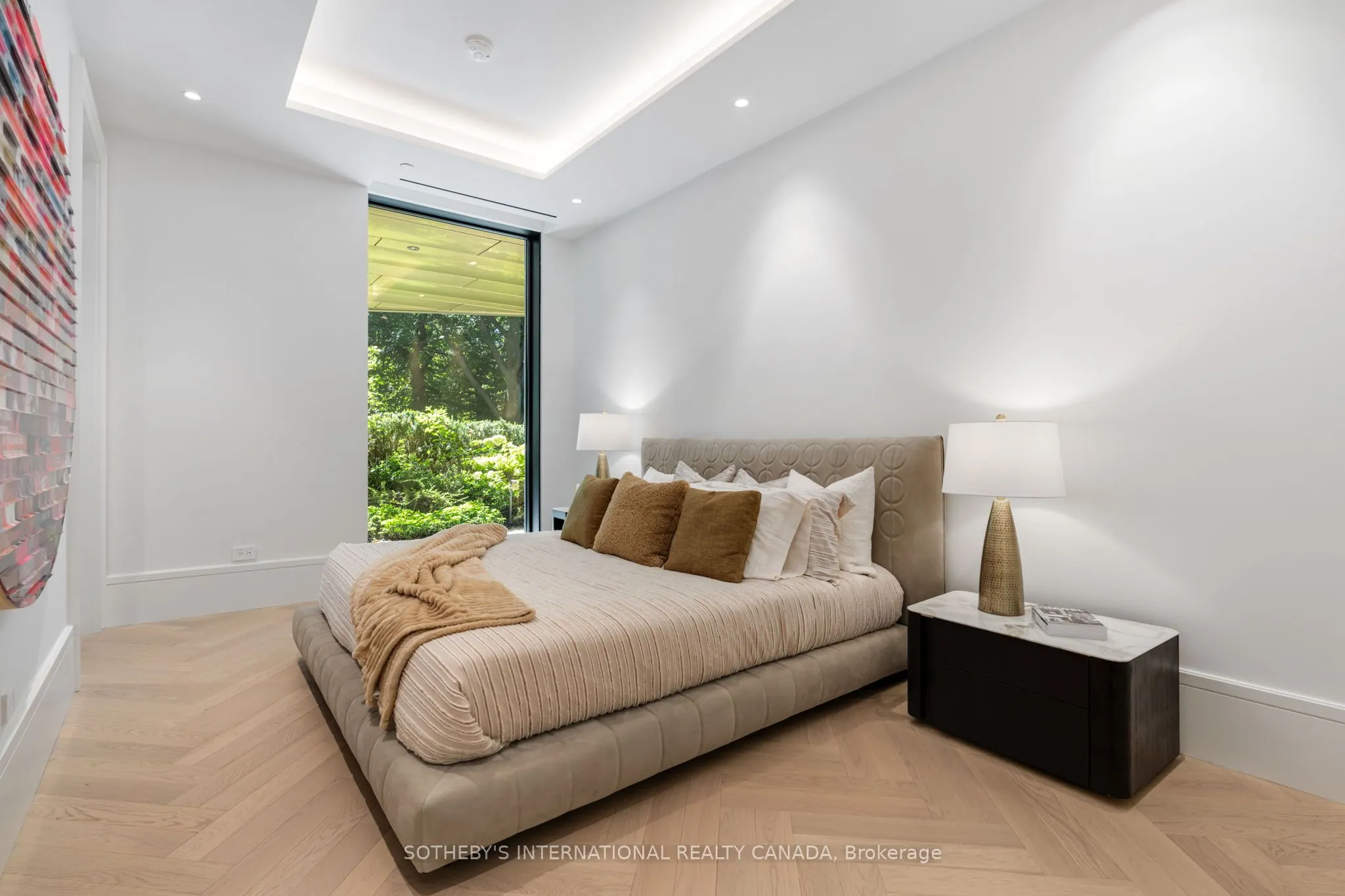 7 Dale Avenue, #104