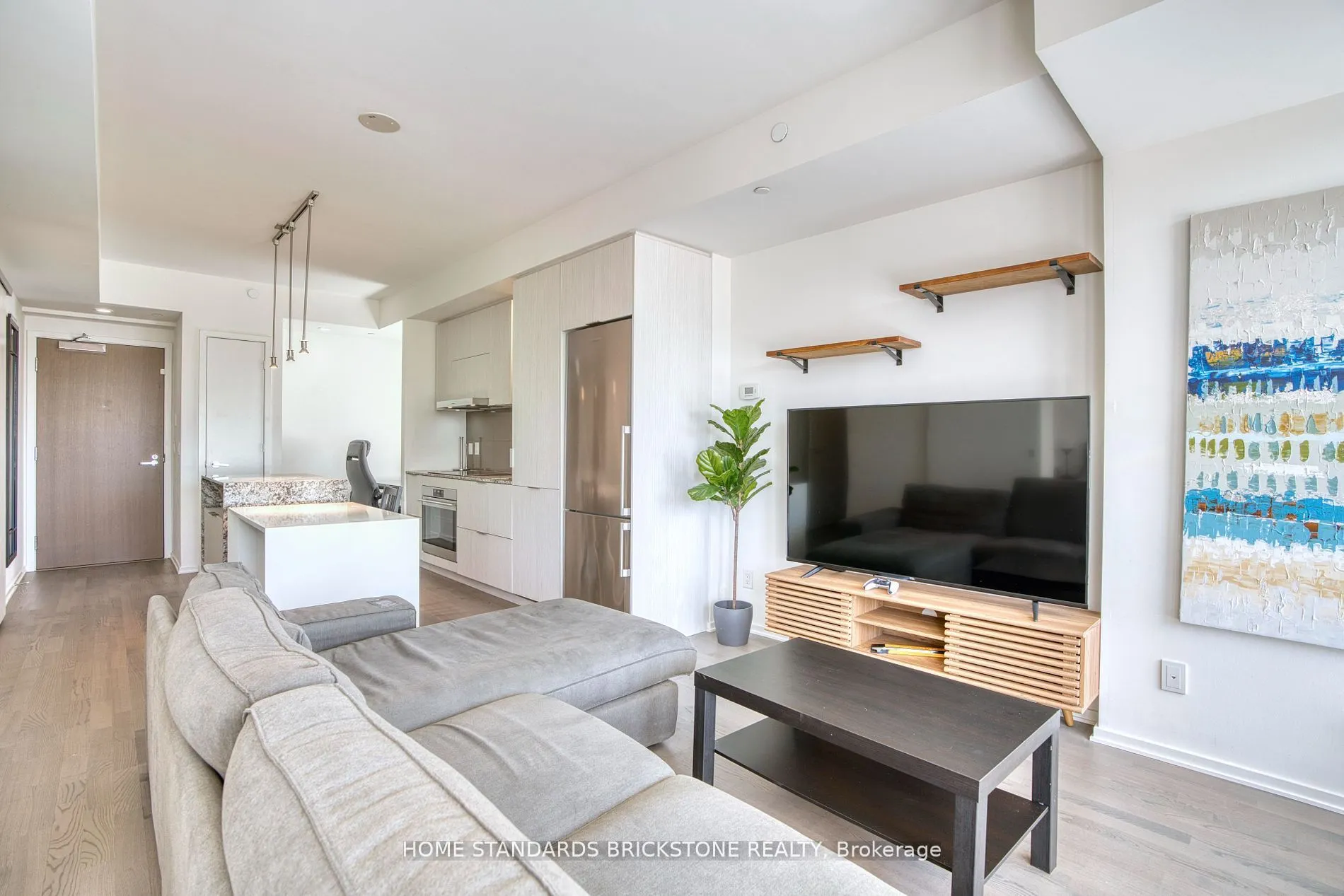 1 Bloor Street E, #1306