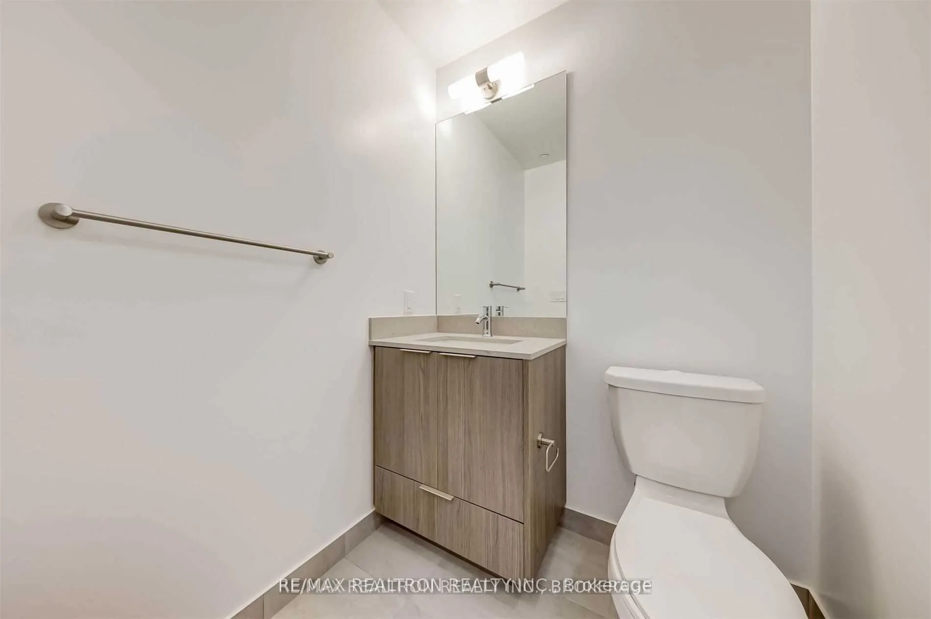 32 Forest Manor Road, #310