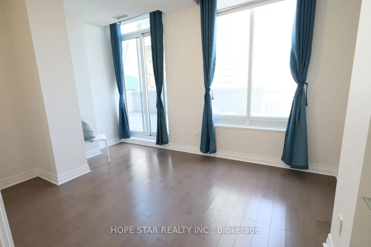 35 Balmuto Street, #2804