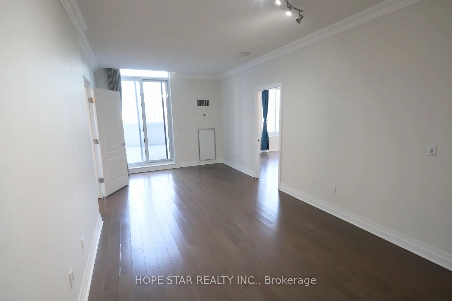 35 Balmuto Street, #2804