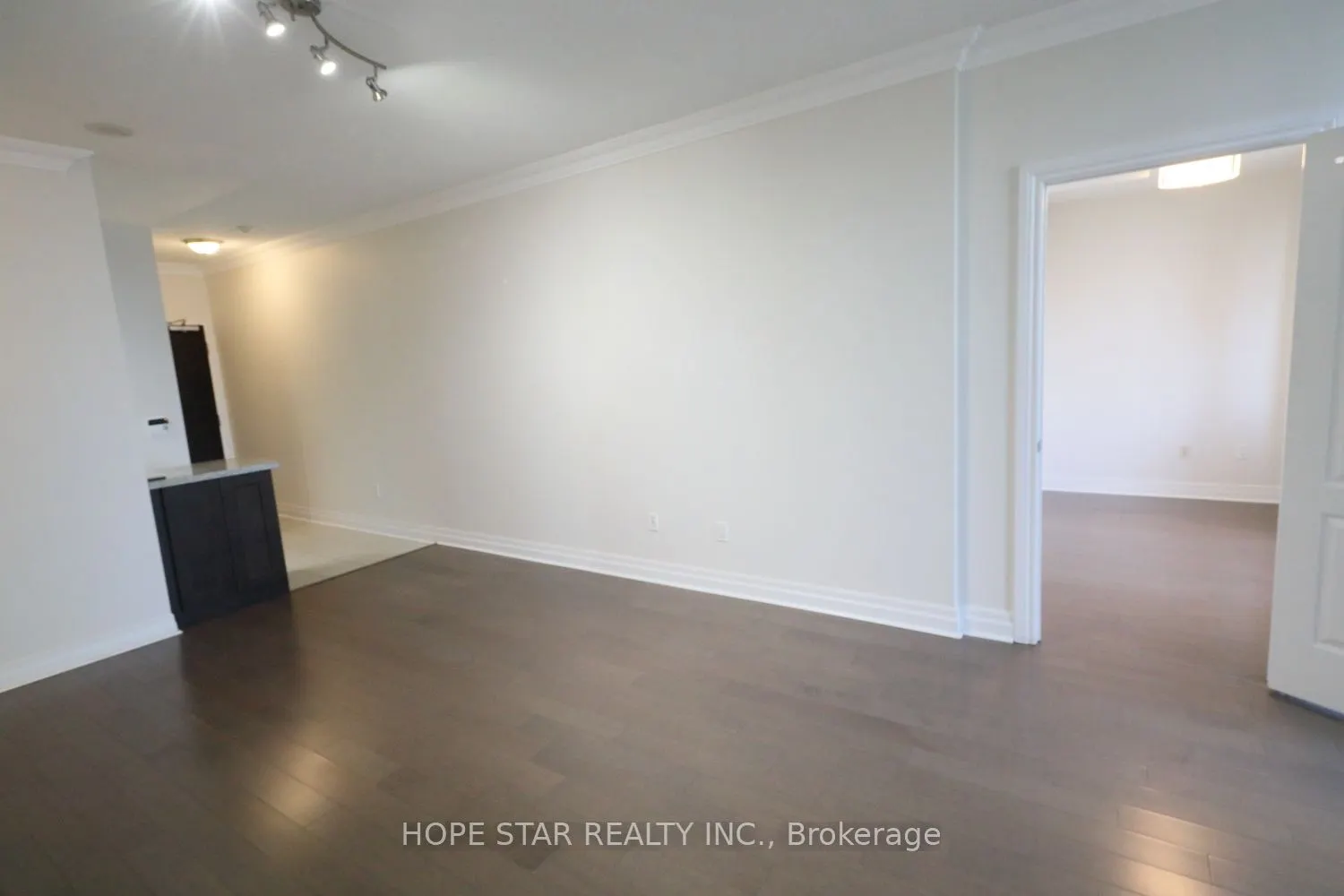 35 Balmuto Street, #2804