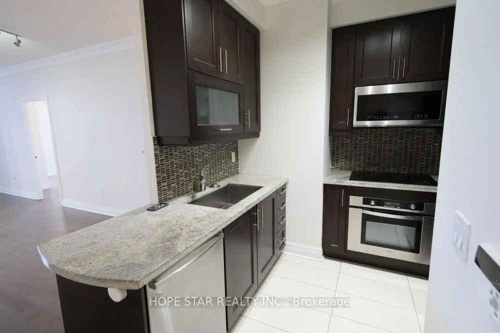 35 Balmuto Street, #2804