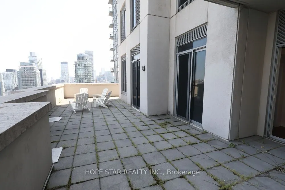 35 Balmuto Street, #2804