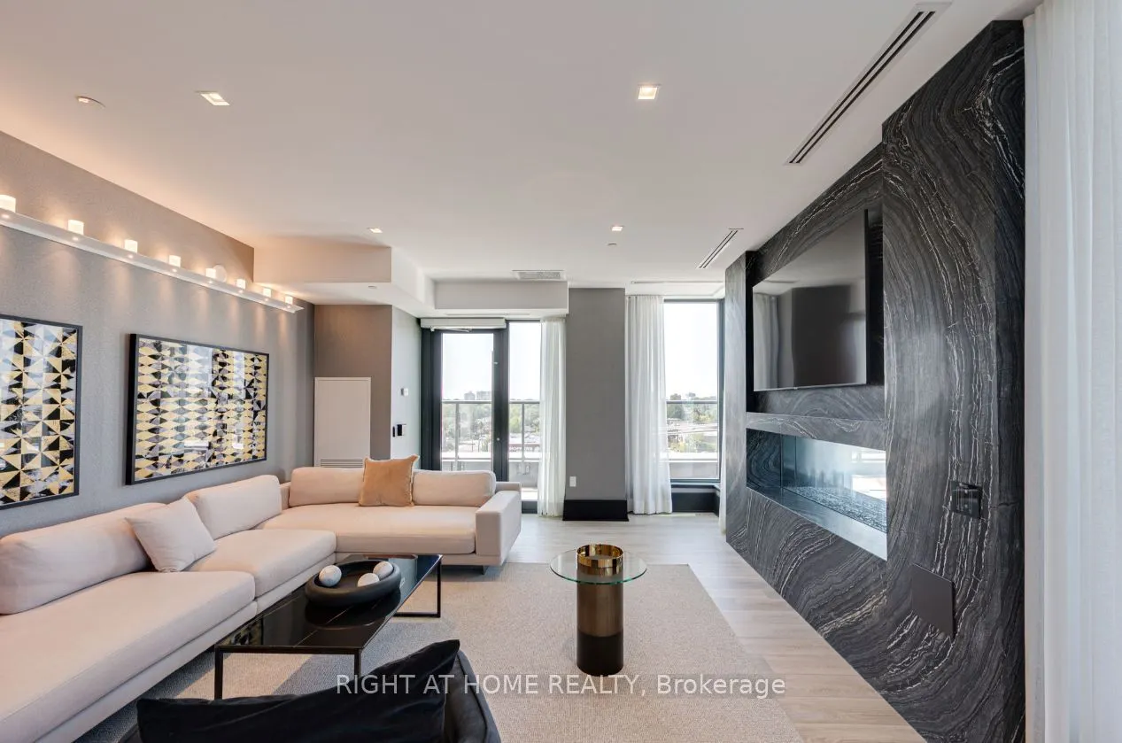 250 Lawrence Avenue W, #426