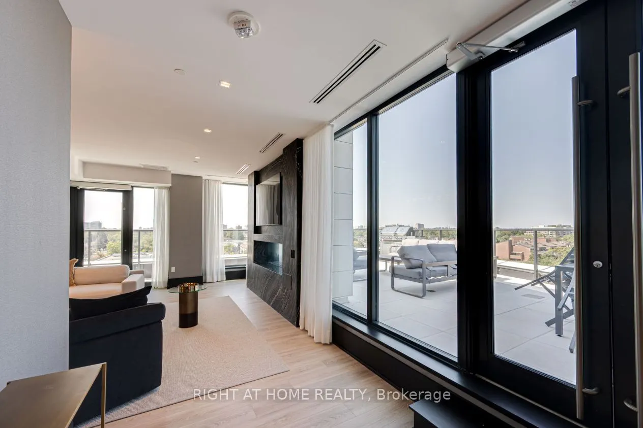 250 Lawrence Avenue W, #426