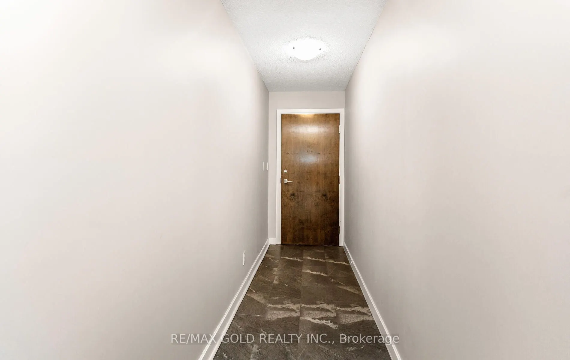 33 Bay Street, #1104