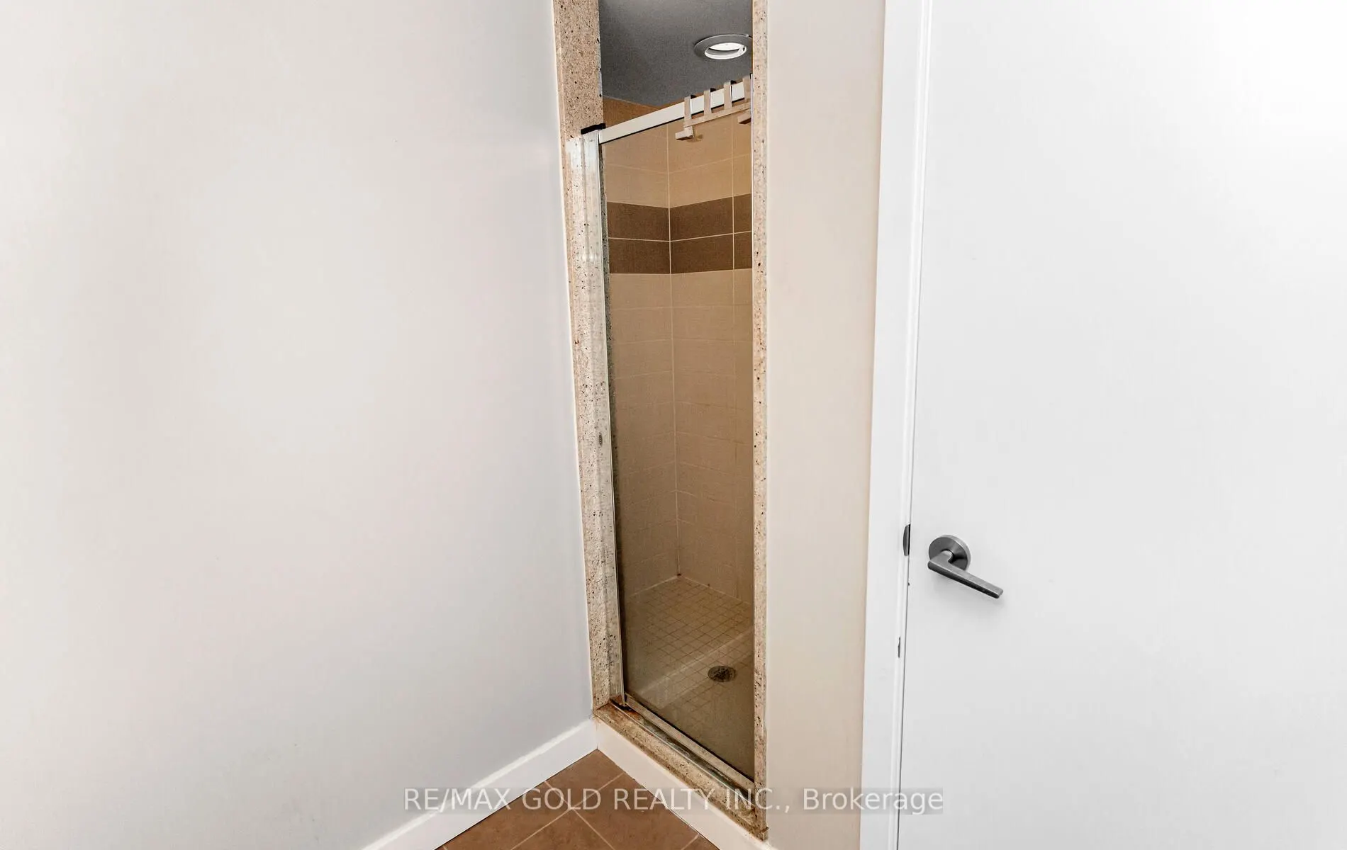 33 Bay Street, #1104