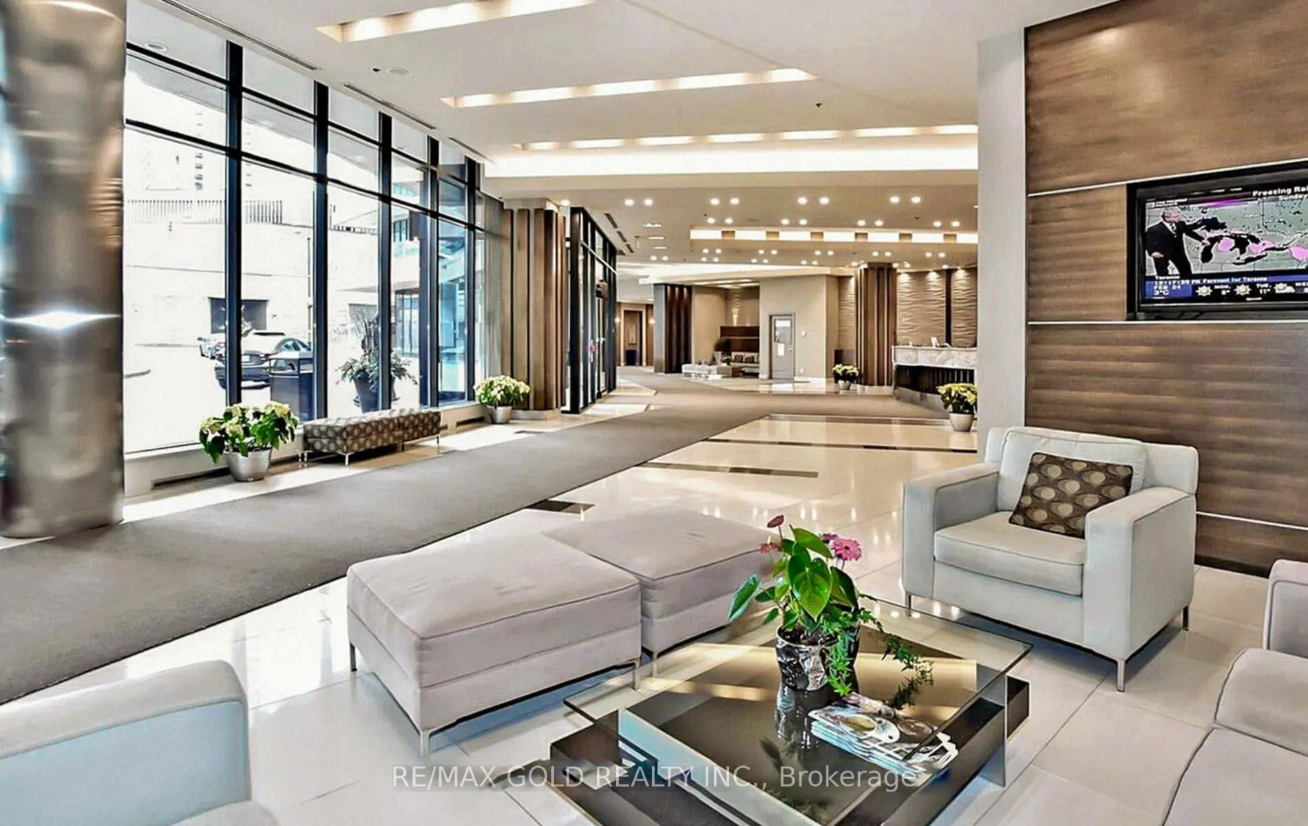 33 Bay Street, #1104