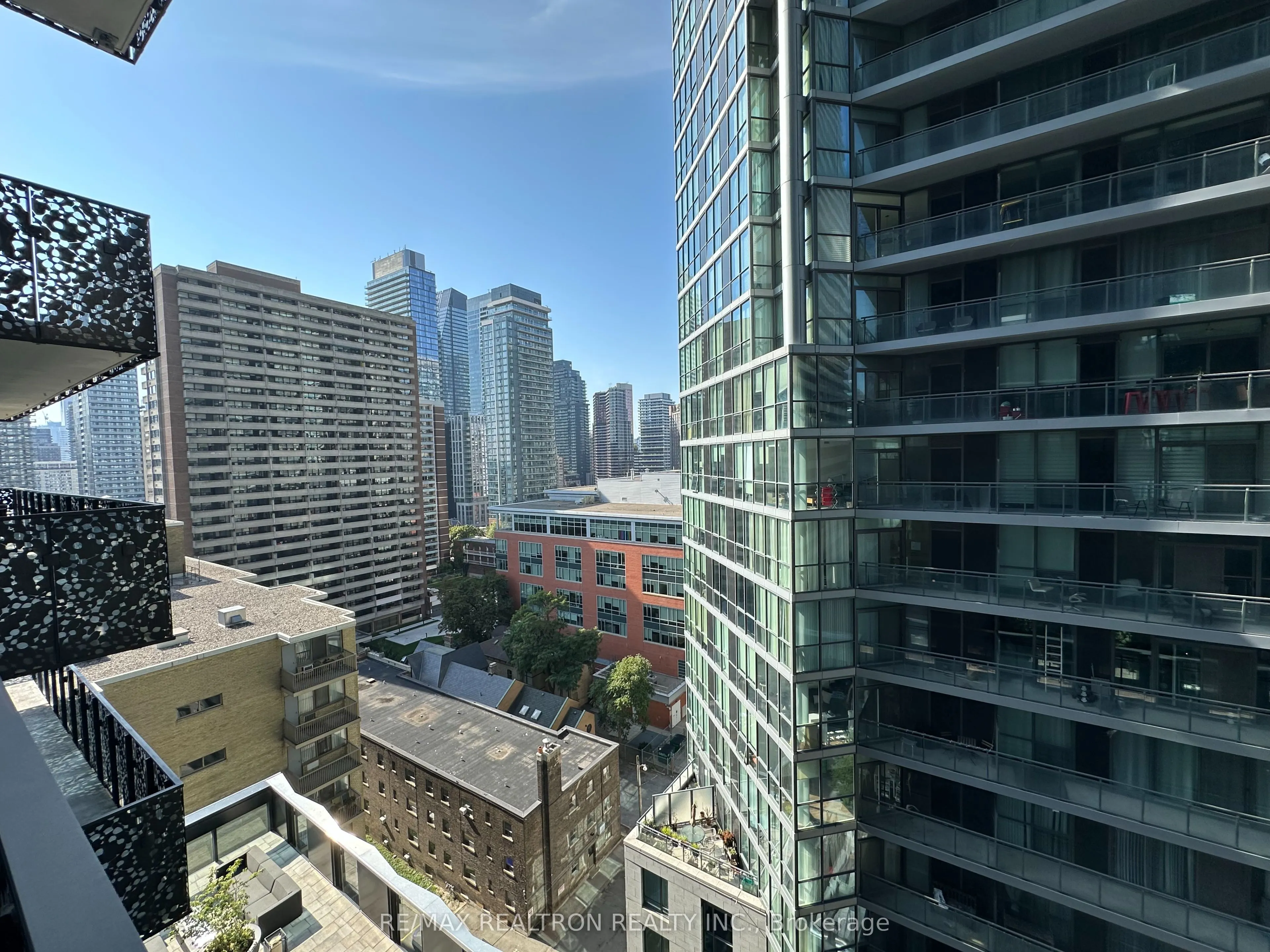 55 Charles Street E, #1207