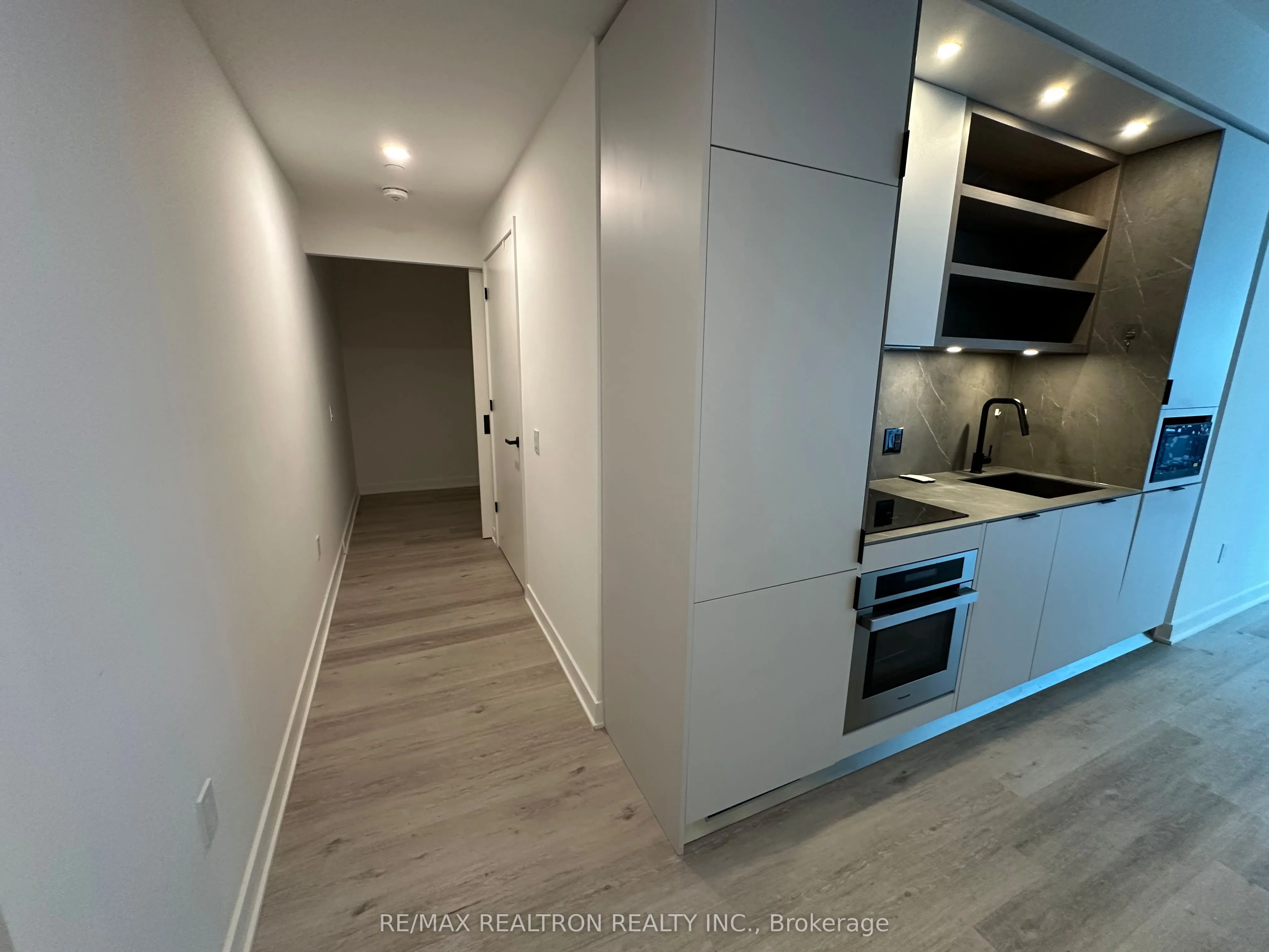 55 Charles Street E, #1207