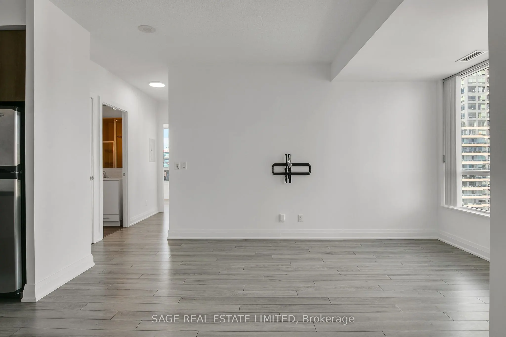 120 Homewood Avenue, #2104