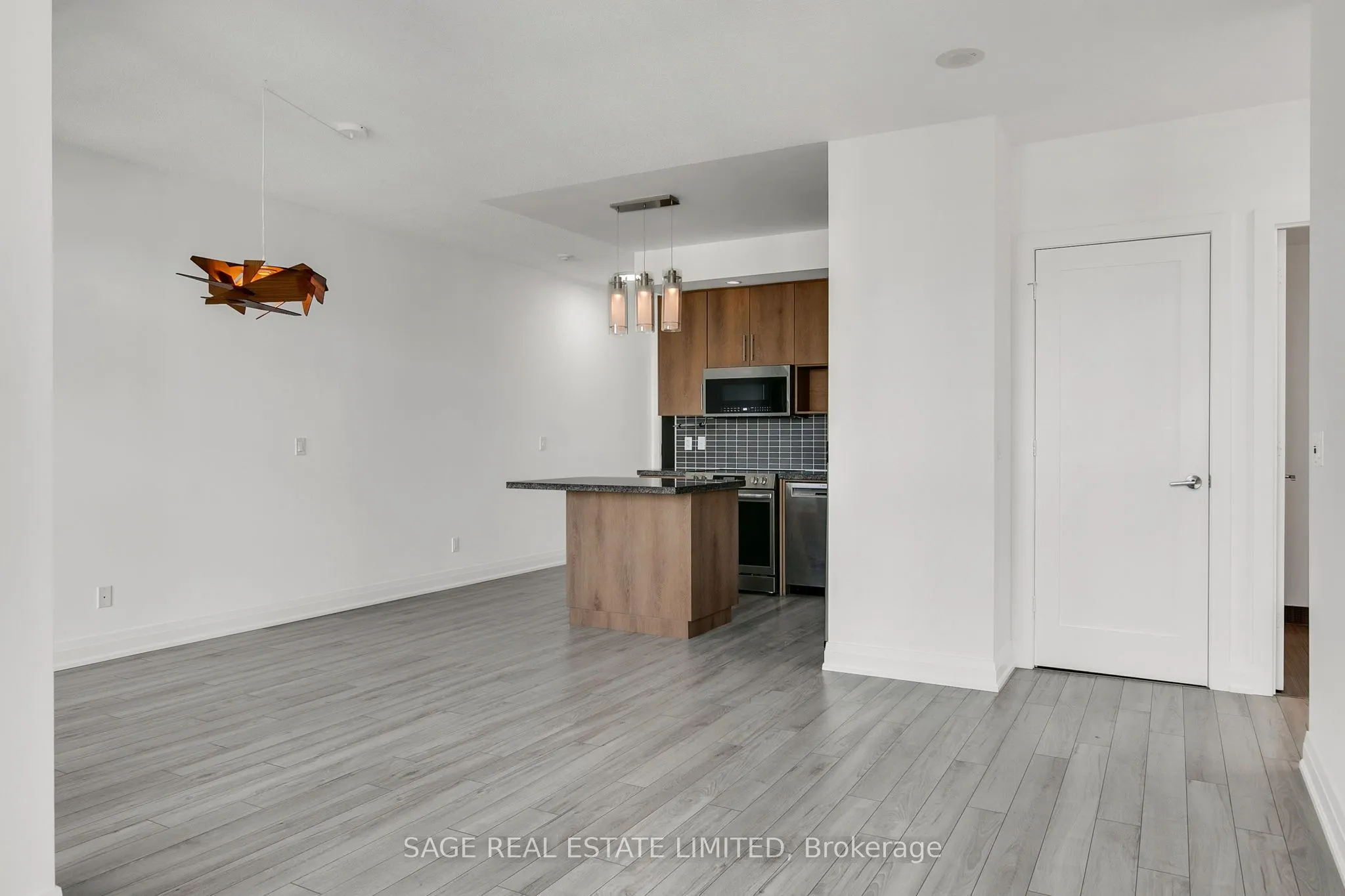 120 Homewood Avenue, #2104