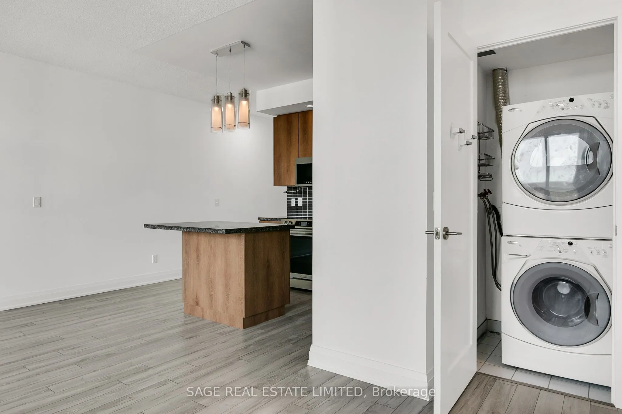 120 Homewood Avenue, #2104