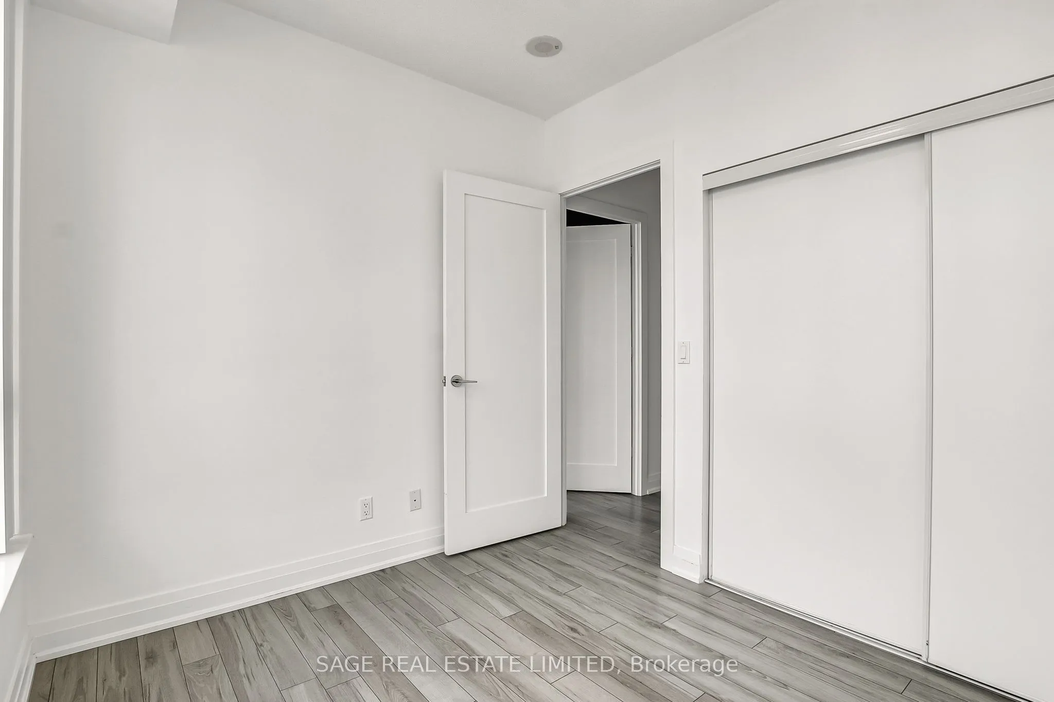 120 Homewood Avenue, #2104