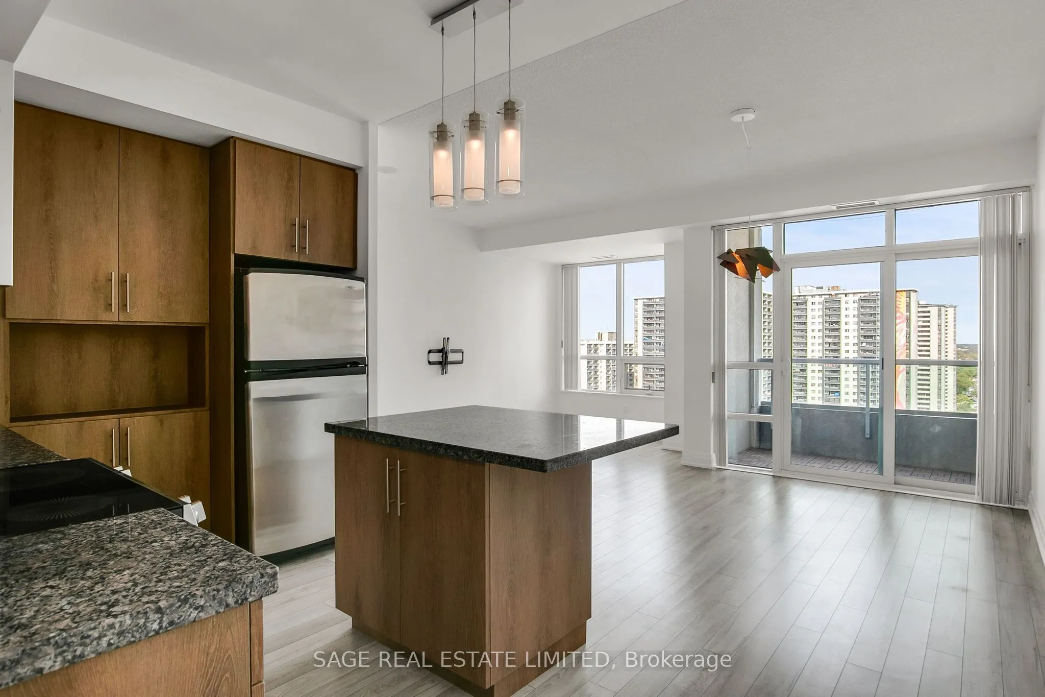 120 Homewood Avenue, #2104
