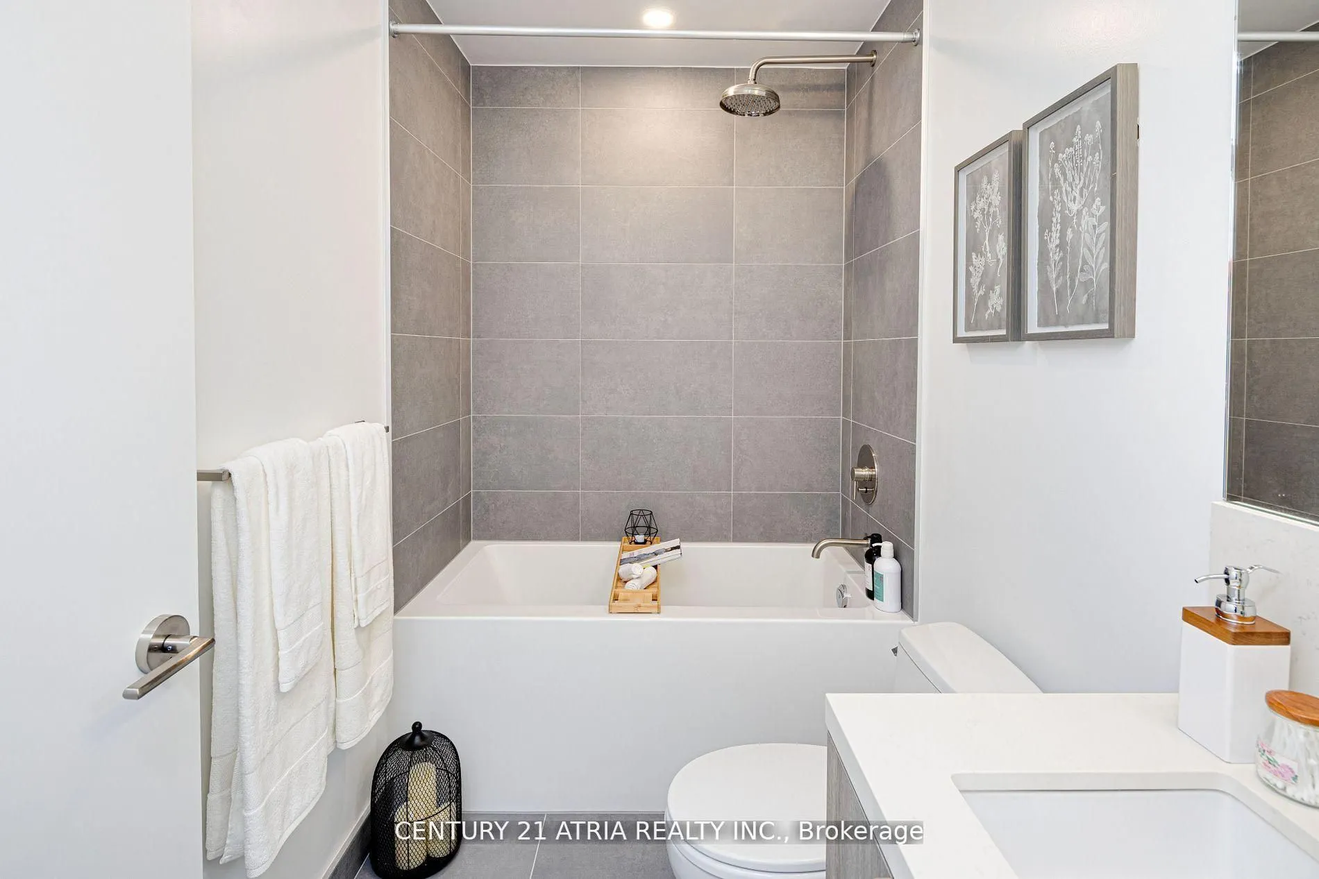 2020 Bathurst Street, #1810