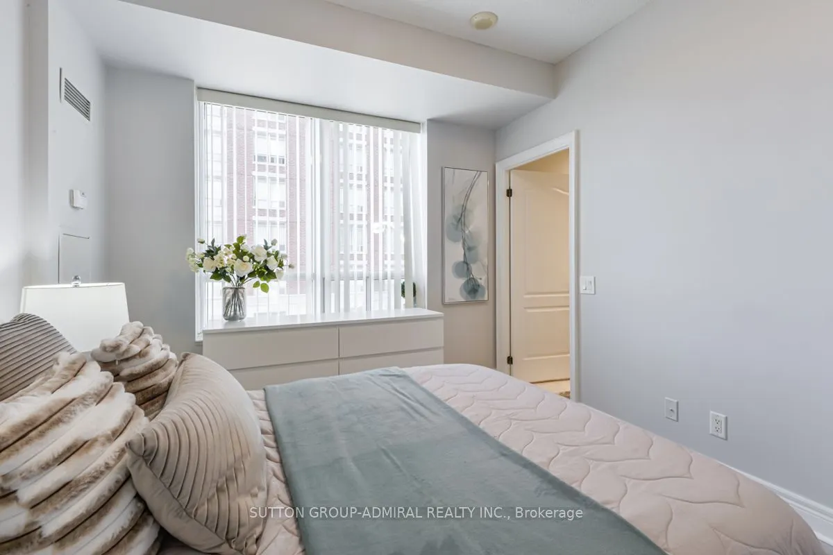 1 Clairtrell Road, #309