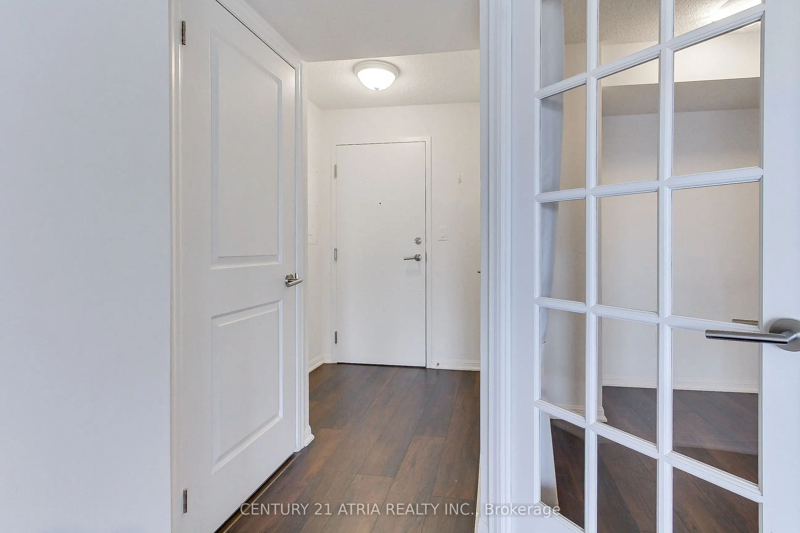 400 Adelaide Street, #1120