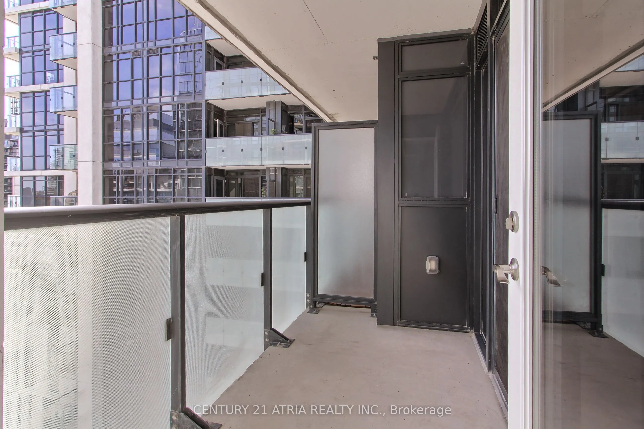 400 Adelaide Street, #1120
