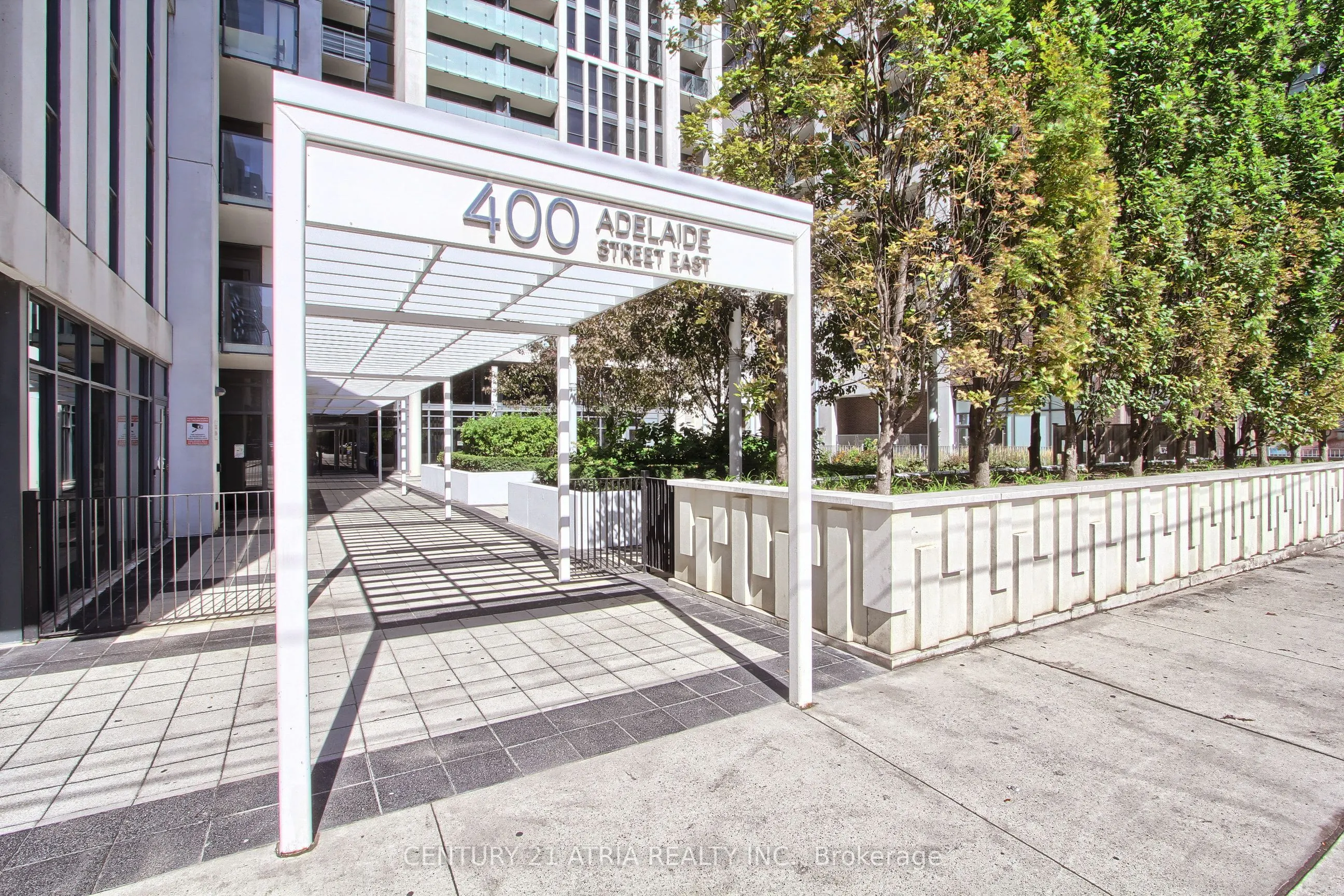 400 Adelaide Street, #1120