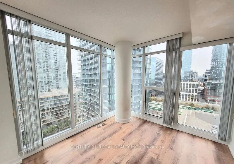 8 Telegram Mews, #1709