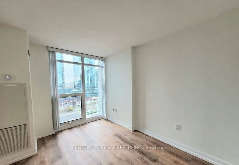 8 Telegram Mews, #1709