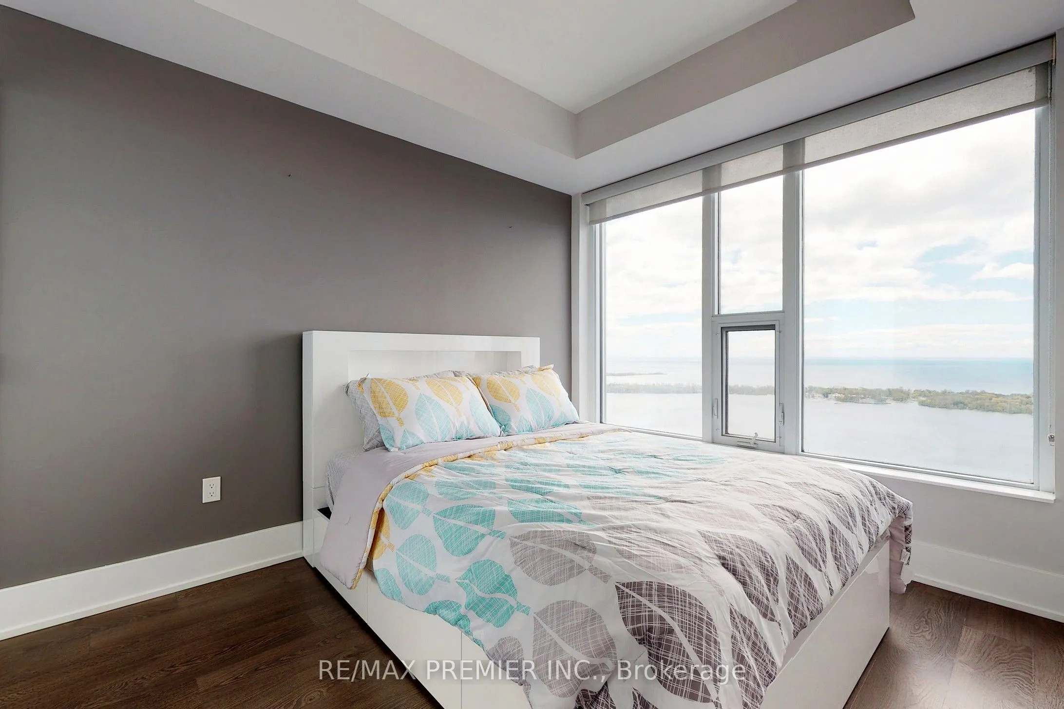 10 York Street, #5908