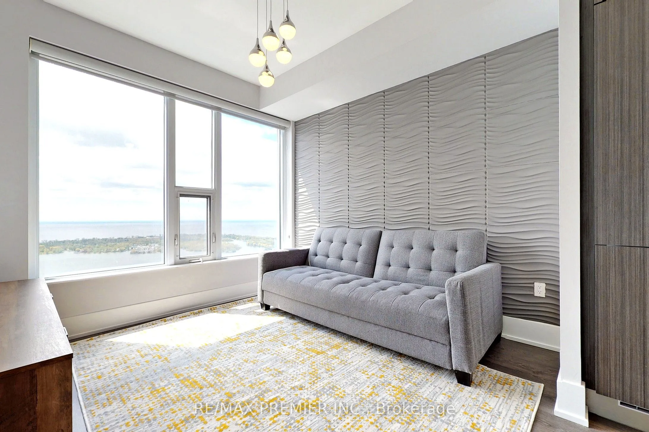 10 York Street, #5908