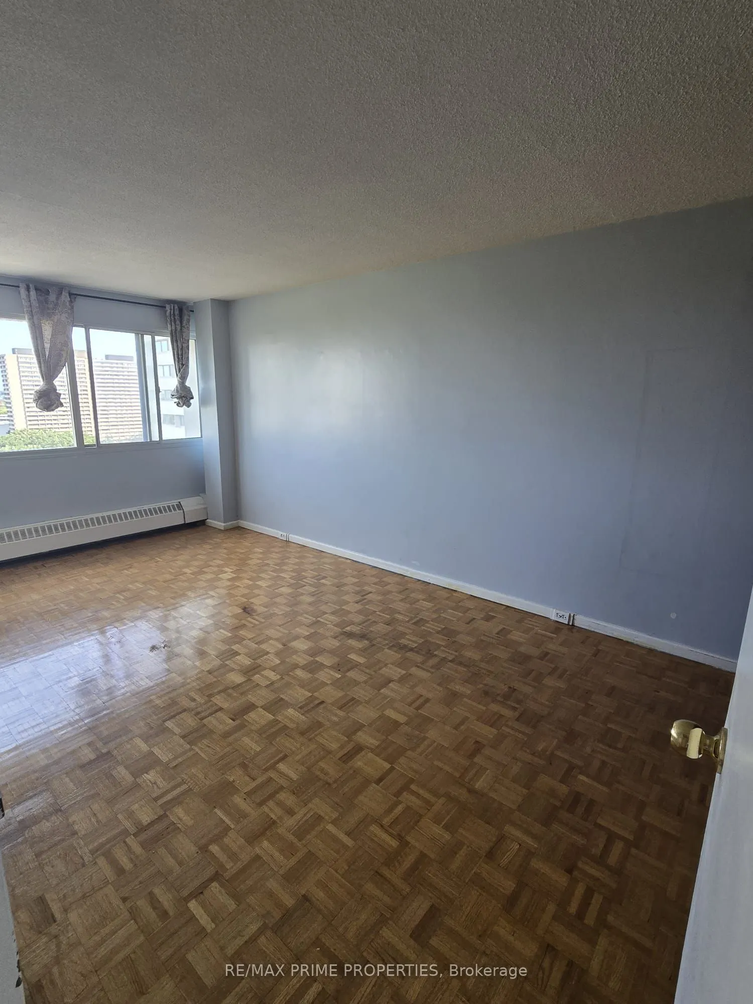 735 Don Mills Road, #1203