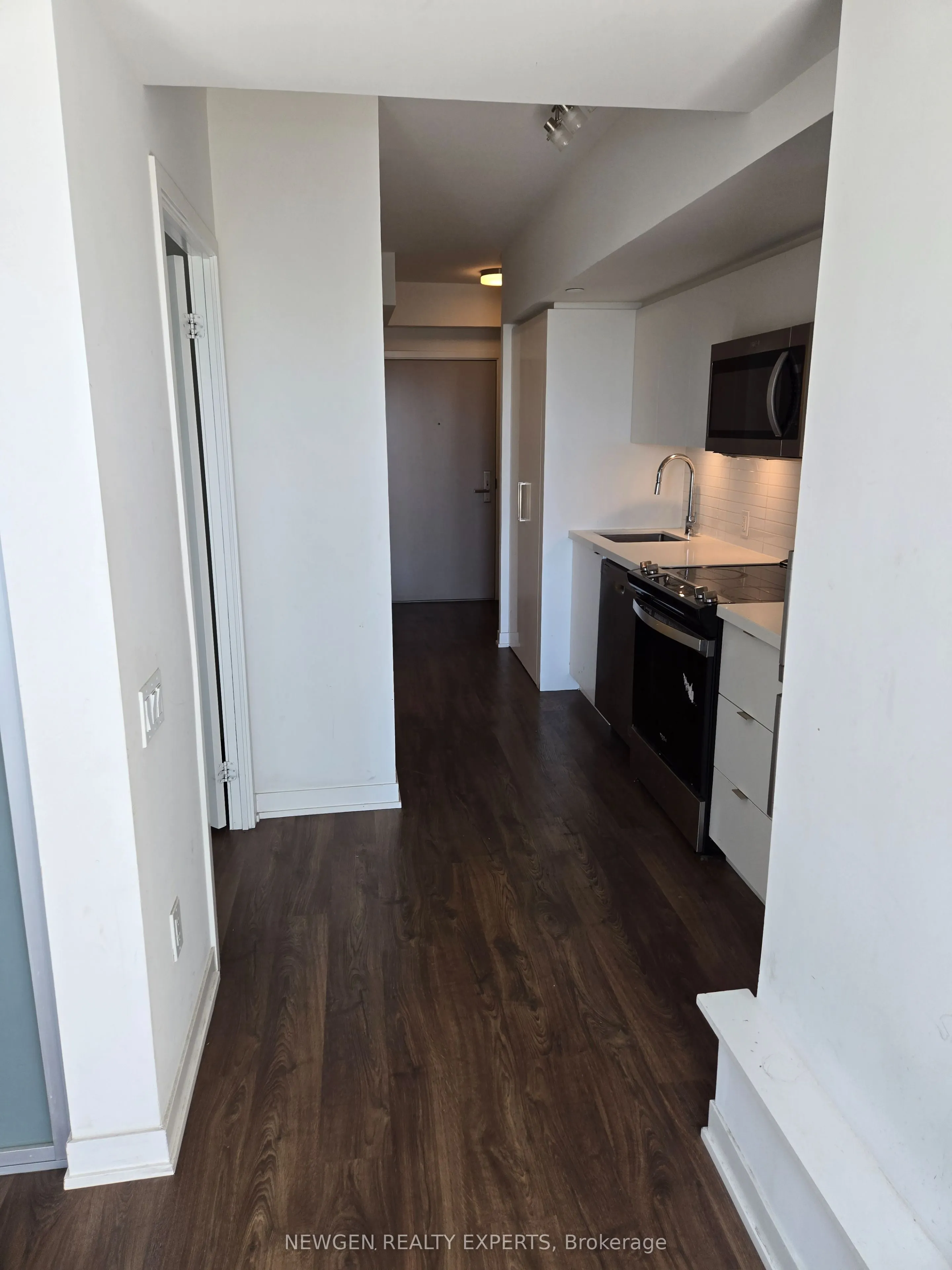 500 Wilson Avenue, #903