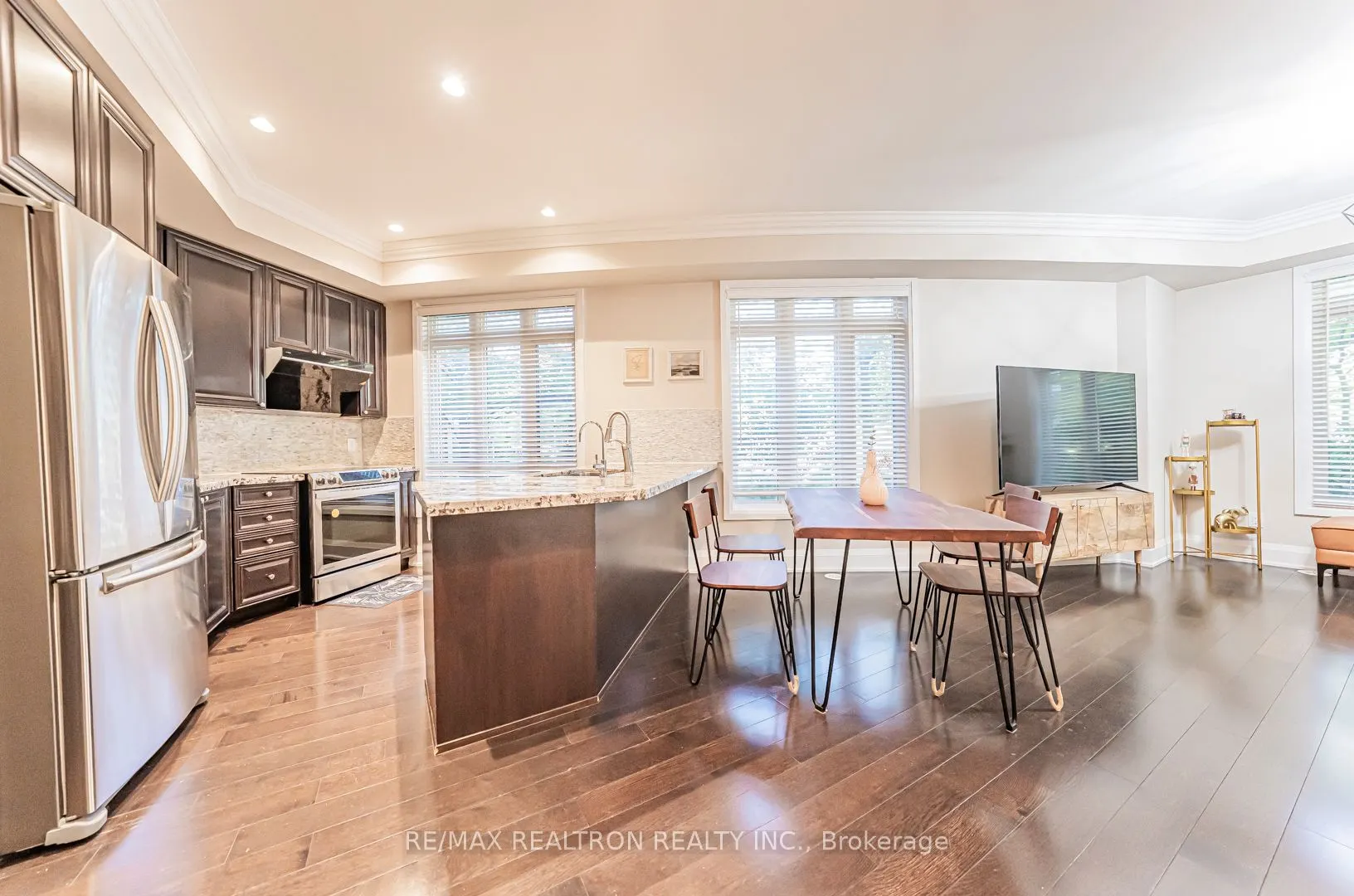 115 Harrison Garden Boulevard, #Th43