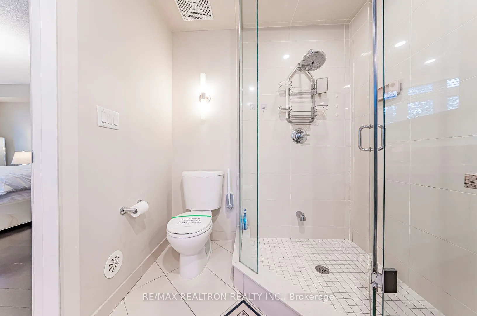 115 Harrison Garden Boulevard, #Th43