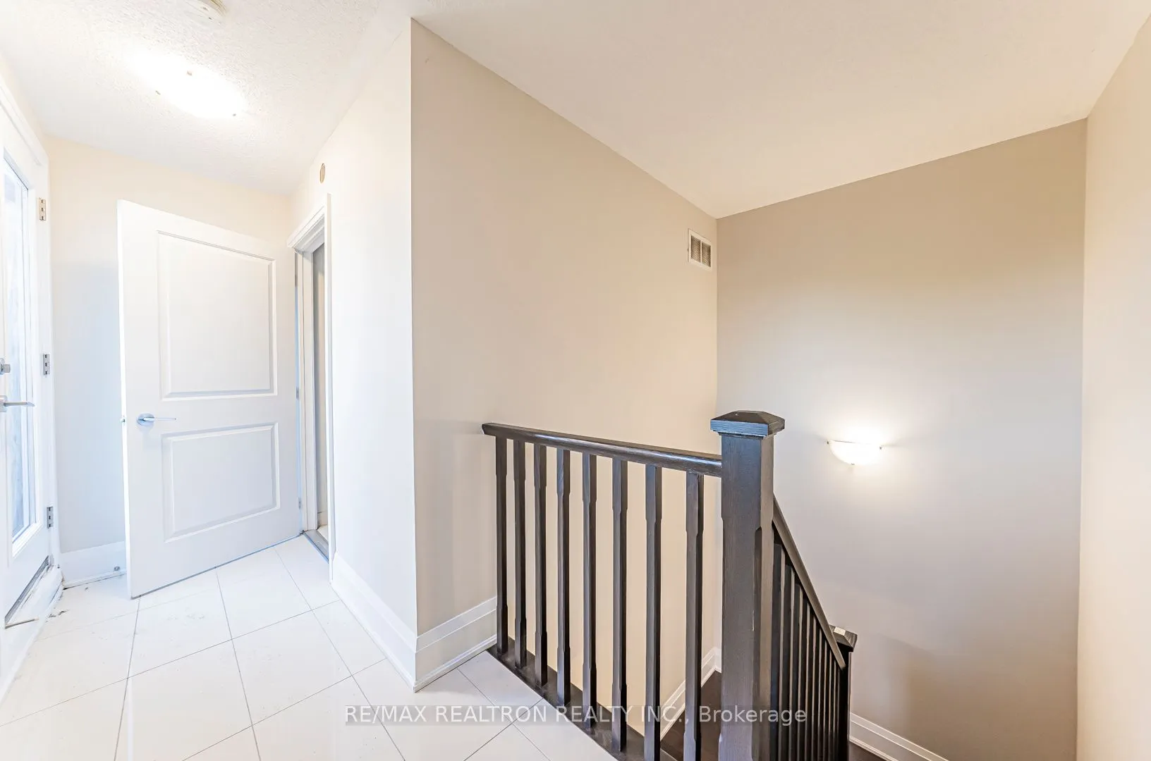 115 Harrison Garden Boulevard, #Th43