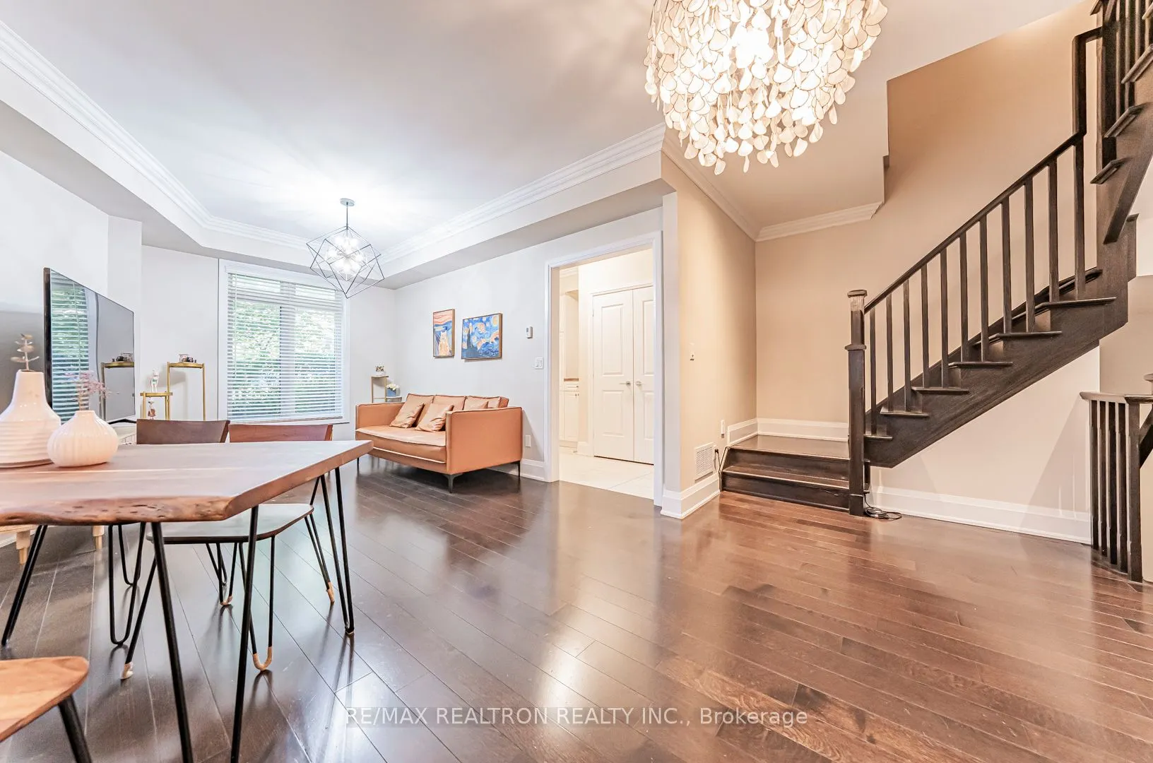 115 Harrison Garden Boulevard, #Th43