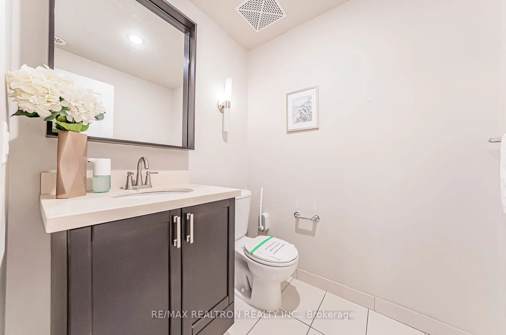 115 Harrison Garden Boulevard, #Th43
