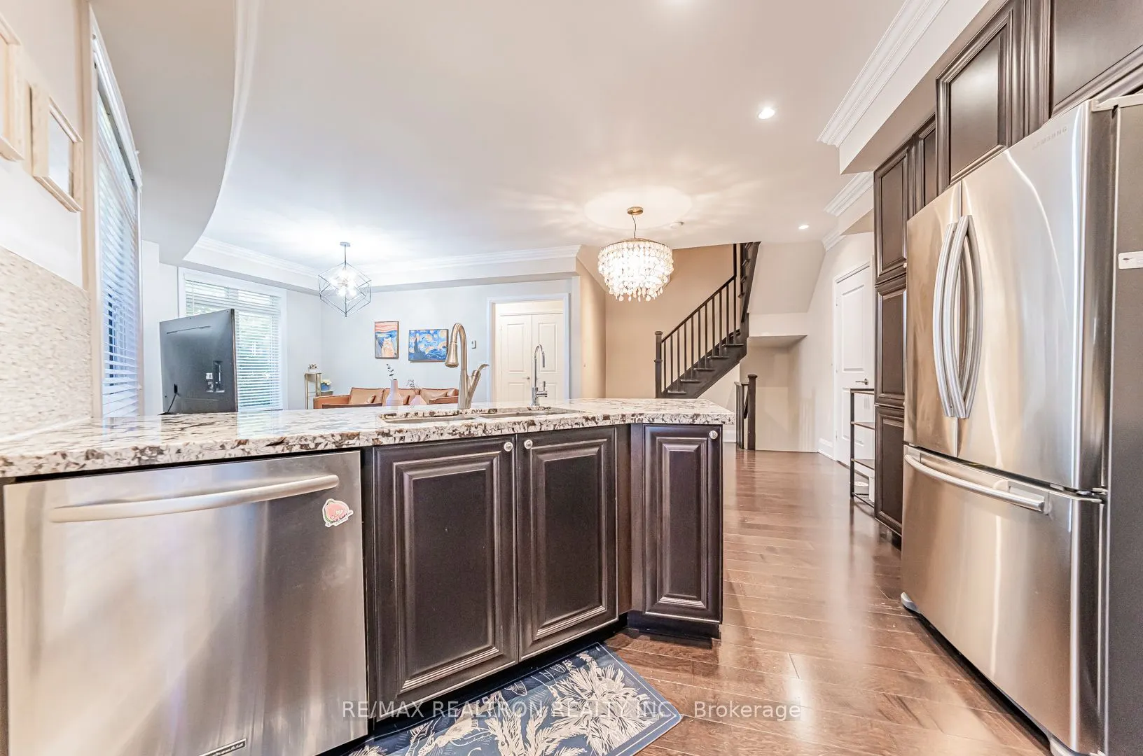 115 Harrison Garden Boulevard, #Th43