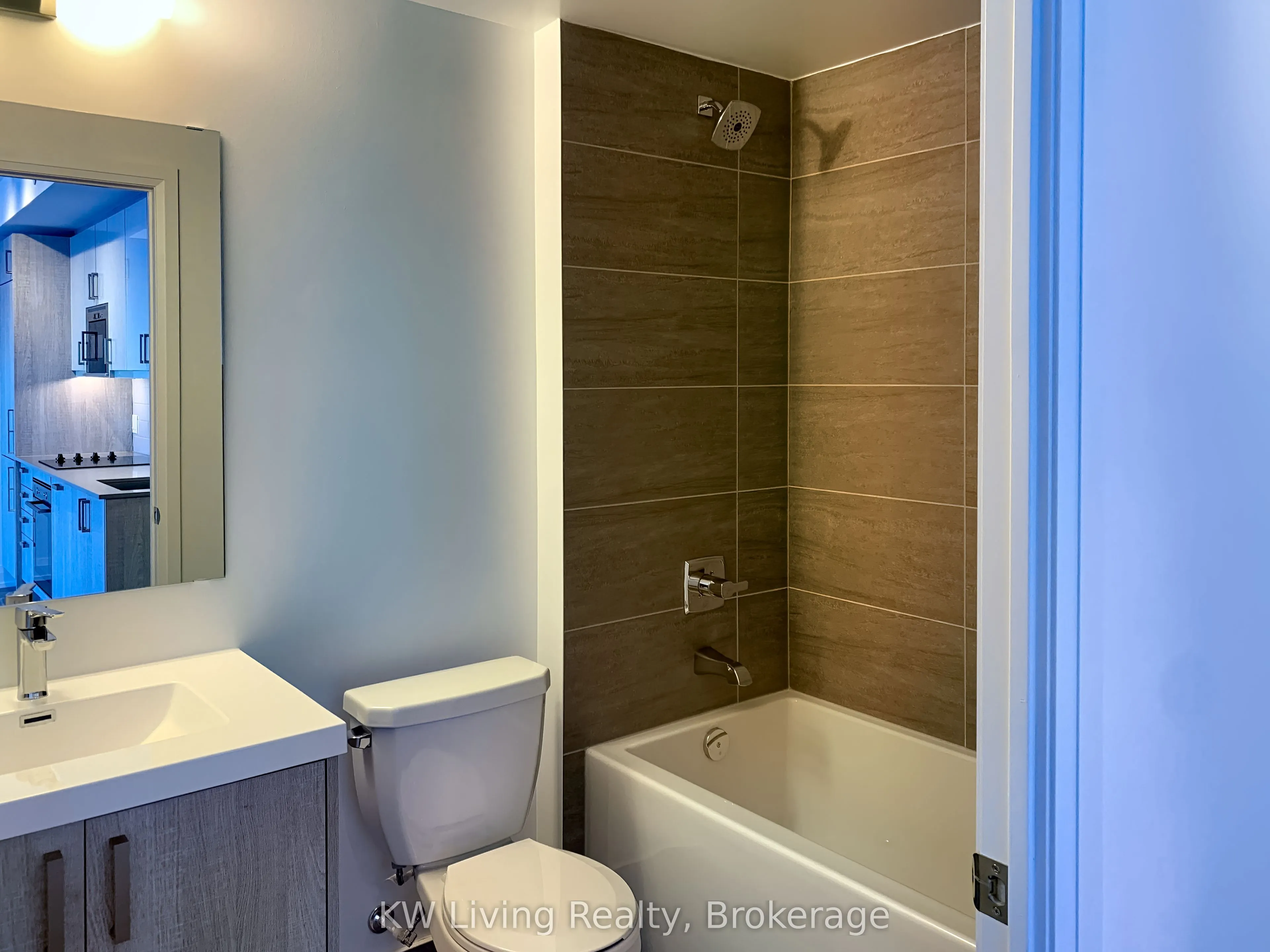 77 Mutual Street, #2608