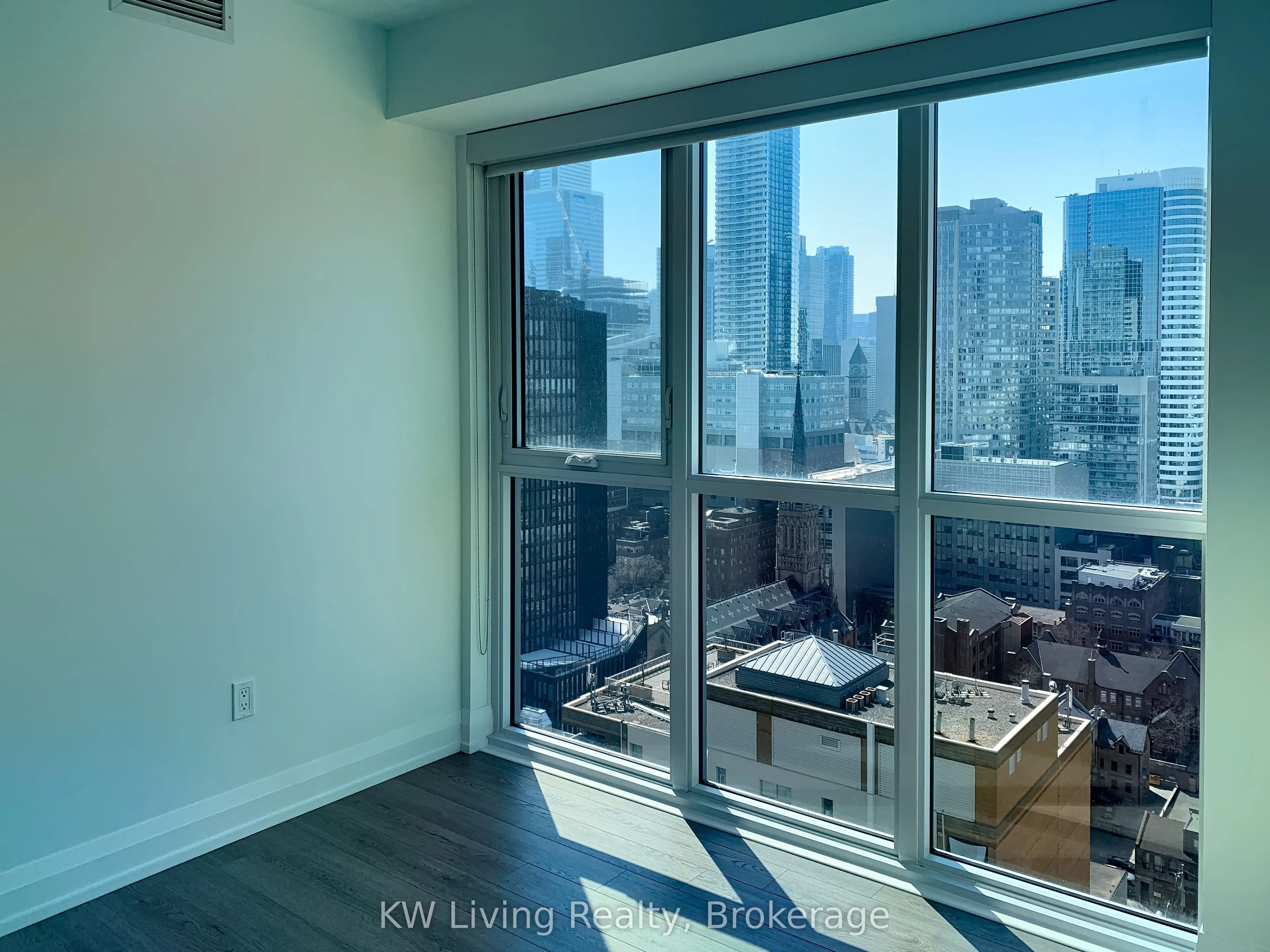 77 Mutual Street, #2608