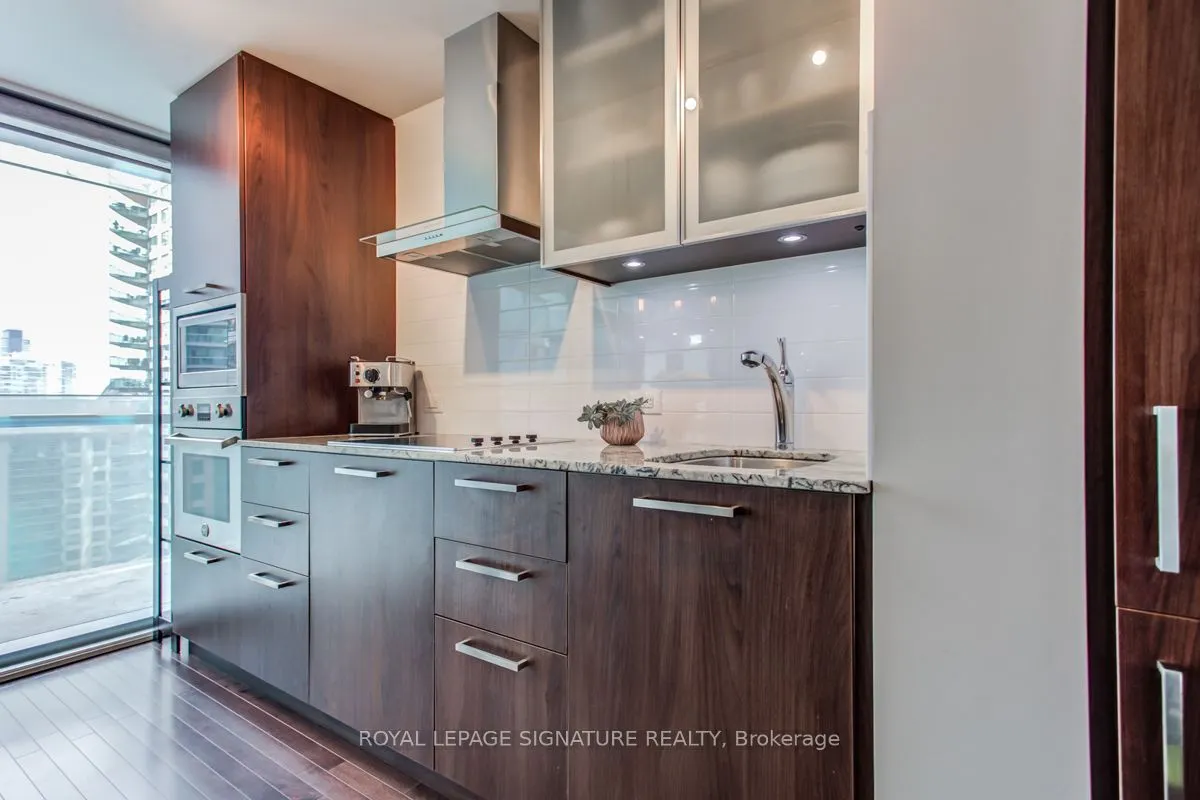 14 York Street, #1507