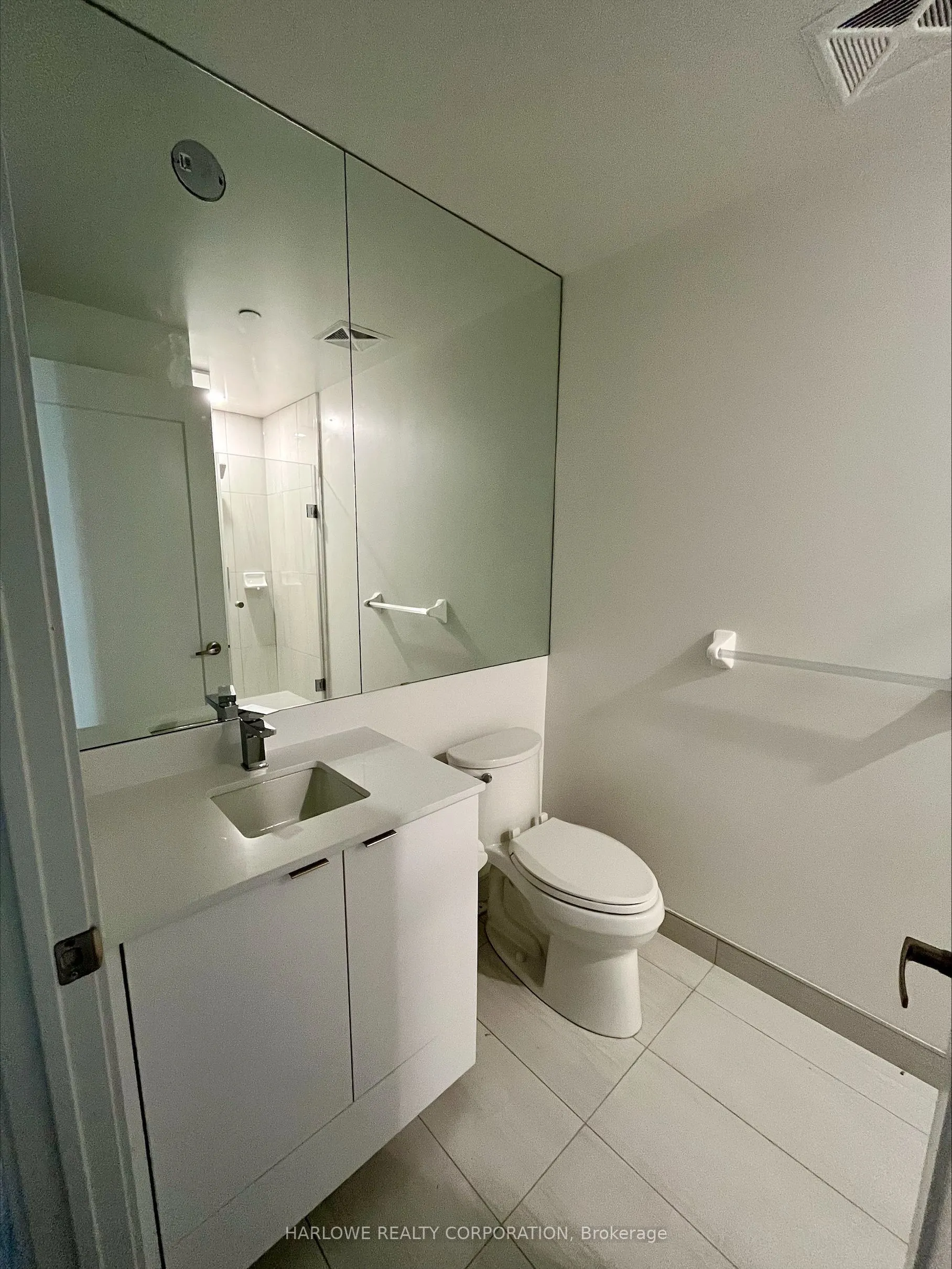60 Princess Street, #1112 SE