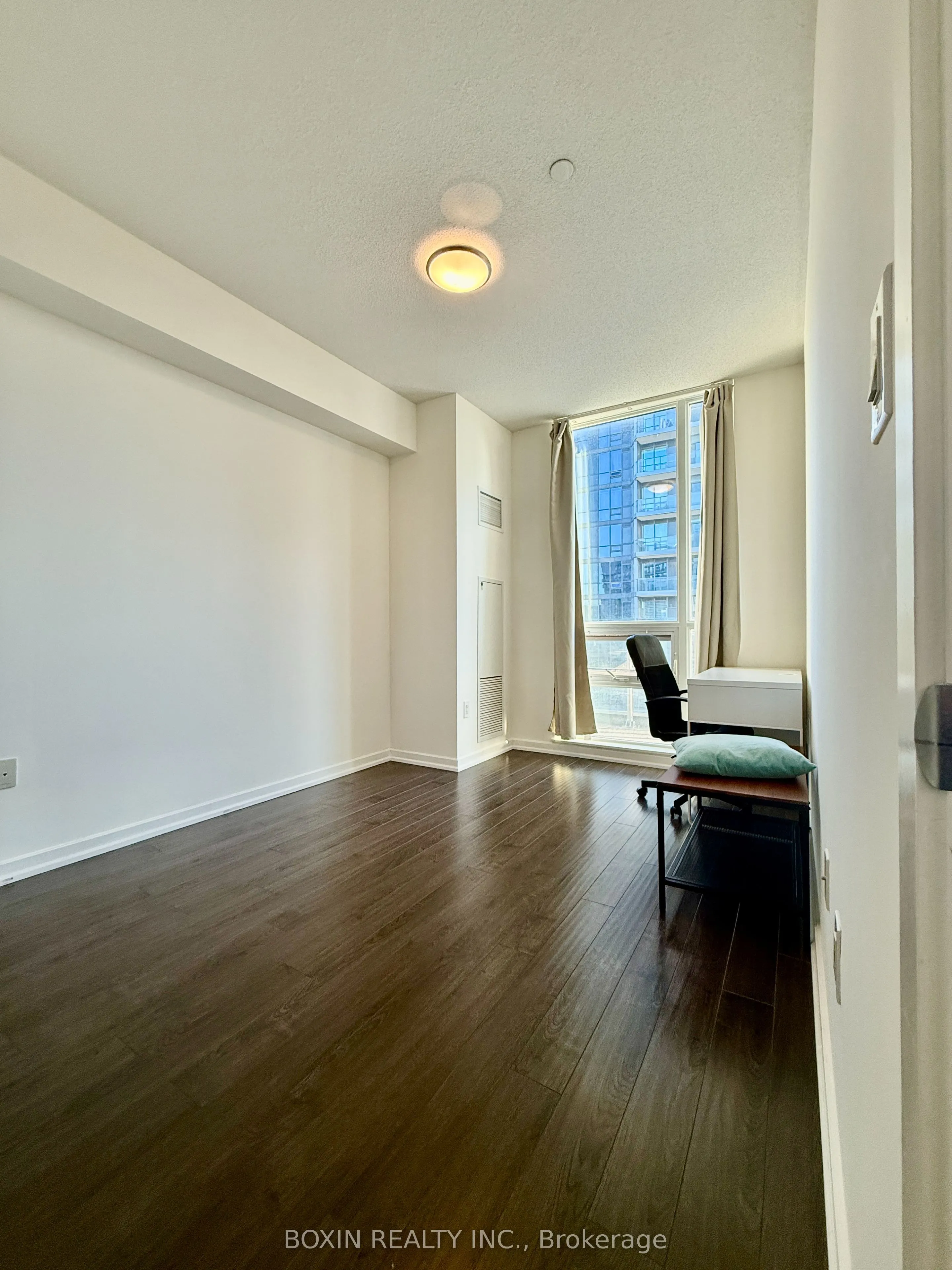 62 Forest Manor Road, #508