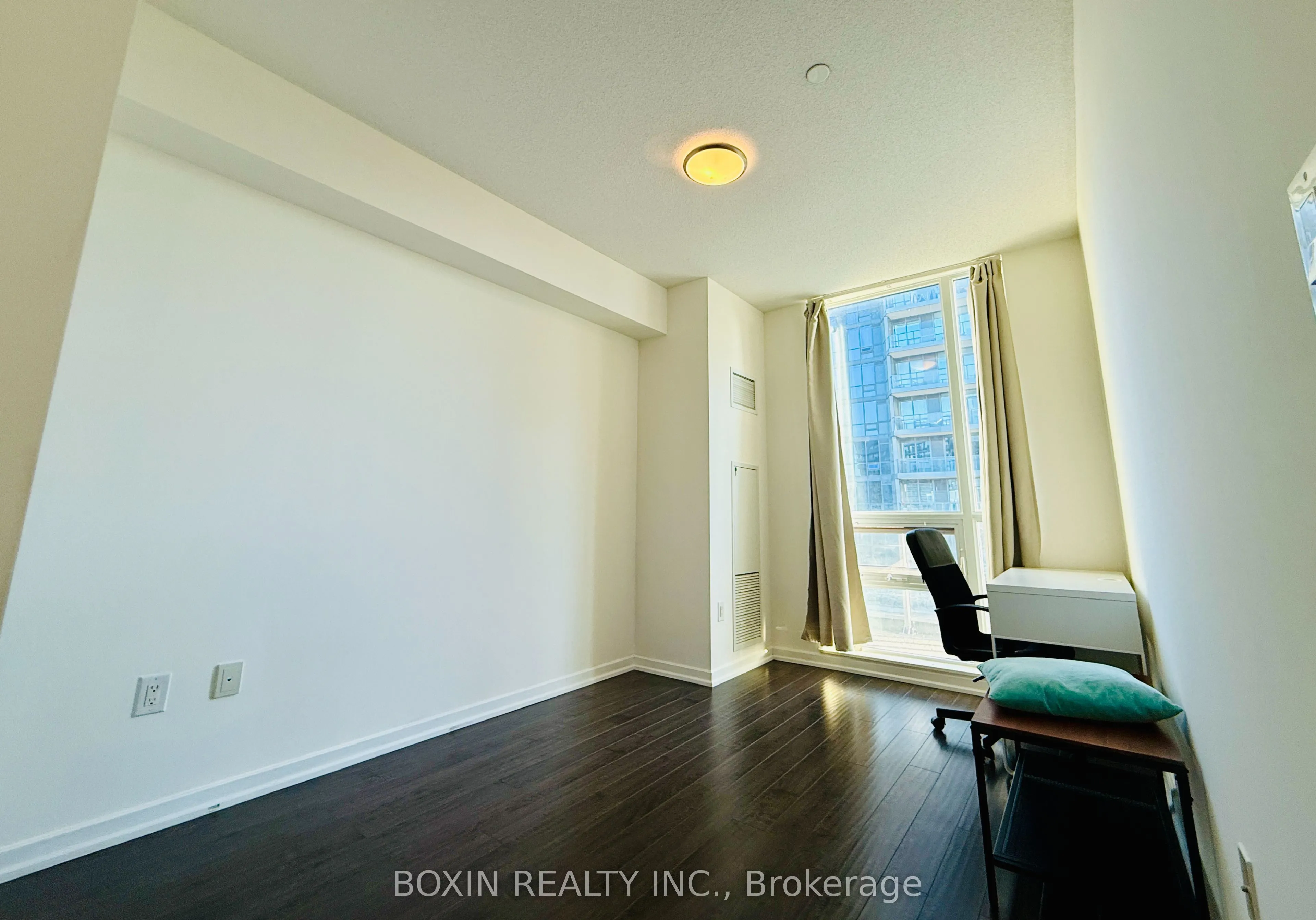 62 Forest Manor Road, #508