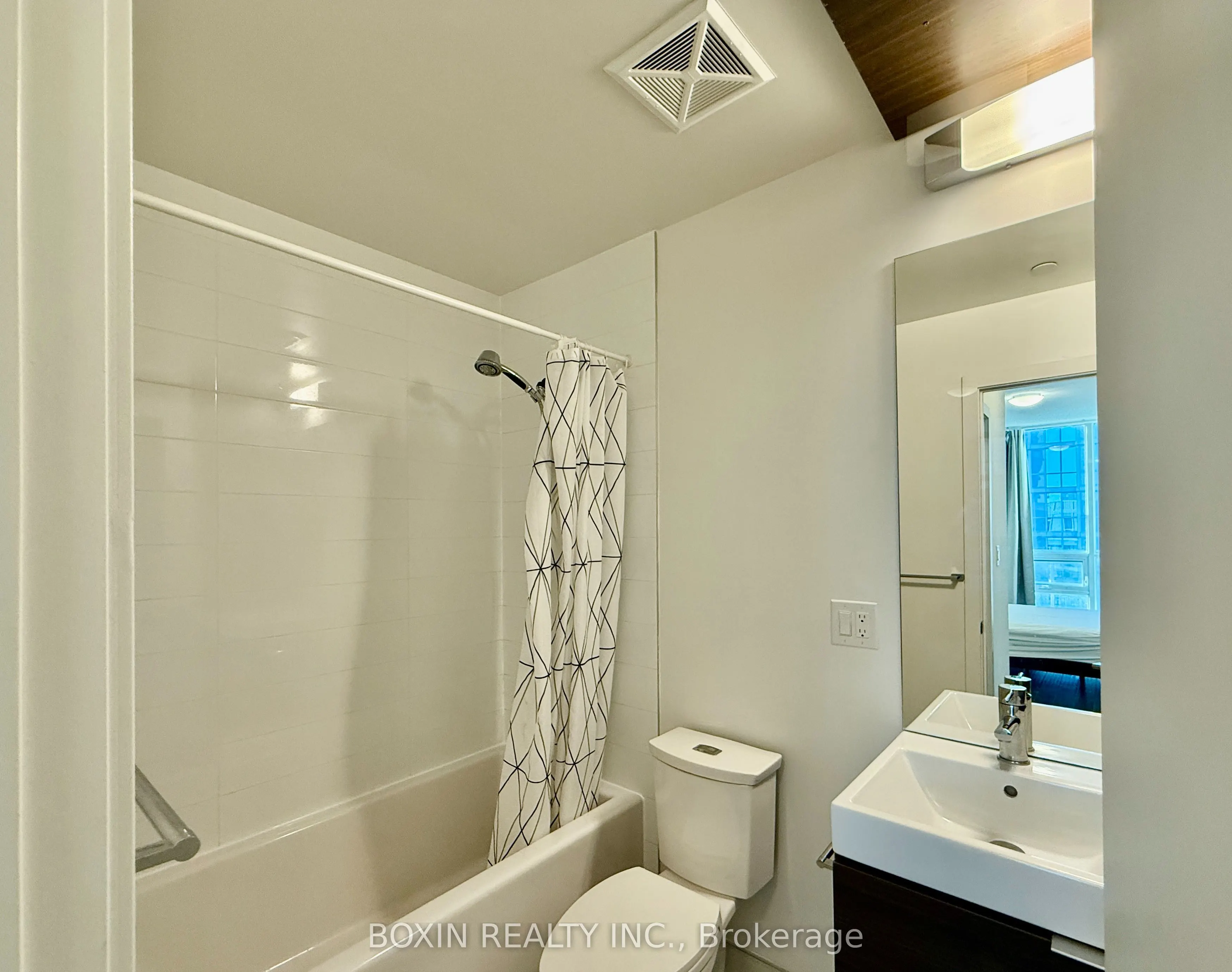 62 Forest Manor Road, #508