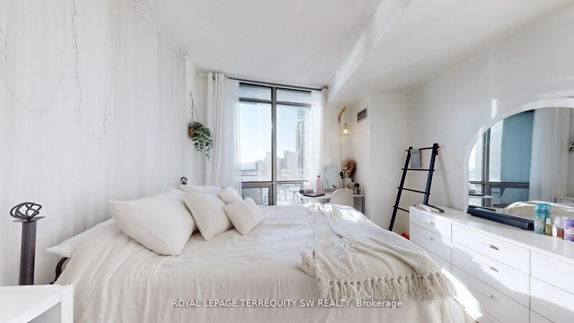 5 Mariner Terrace, #3505