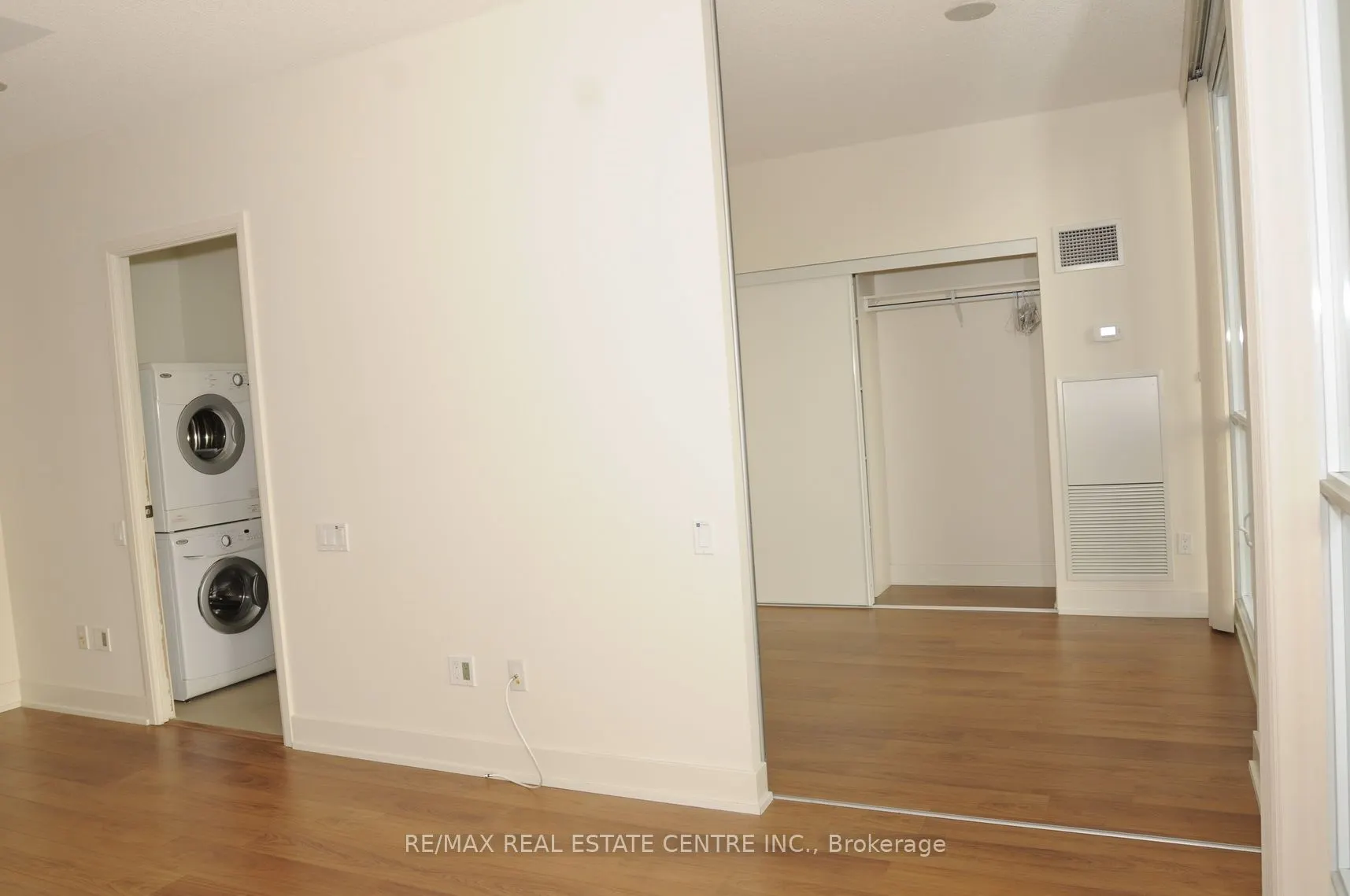 23 Sheppard Avenue E, #1901