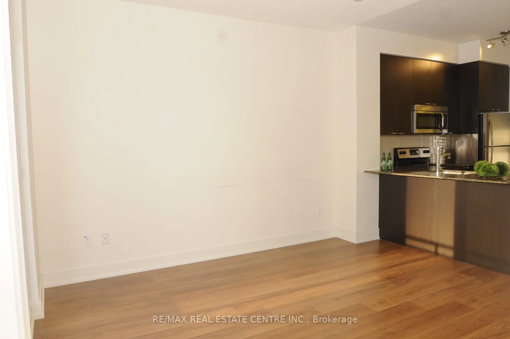 23 Sheppard Avenue E, #1901