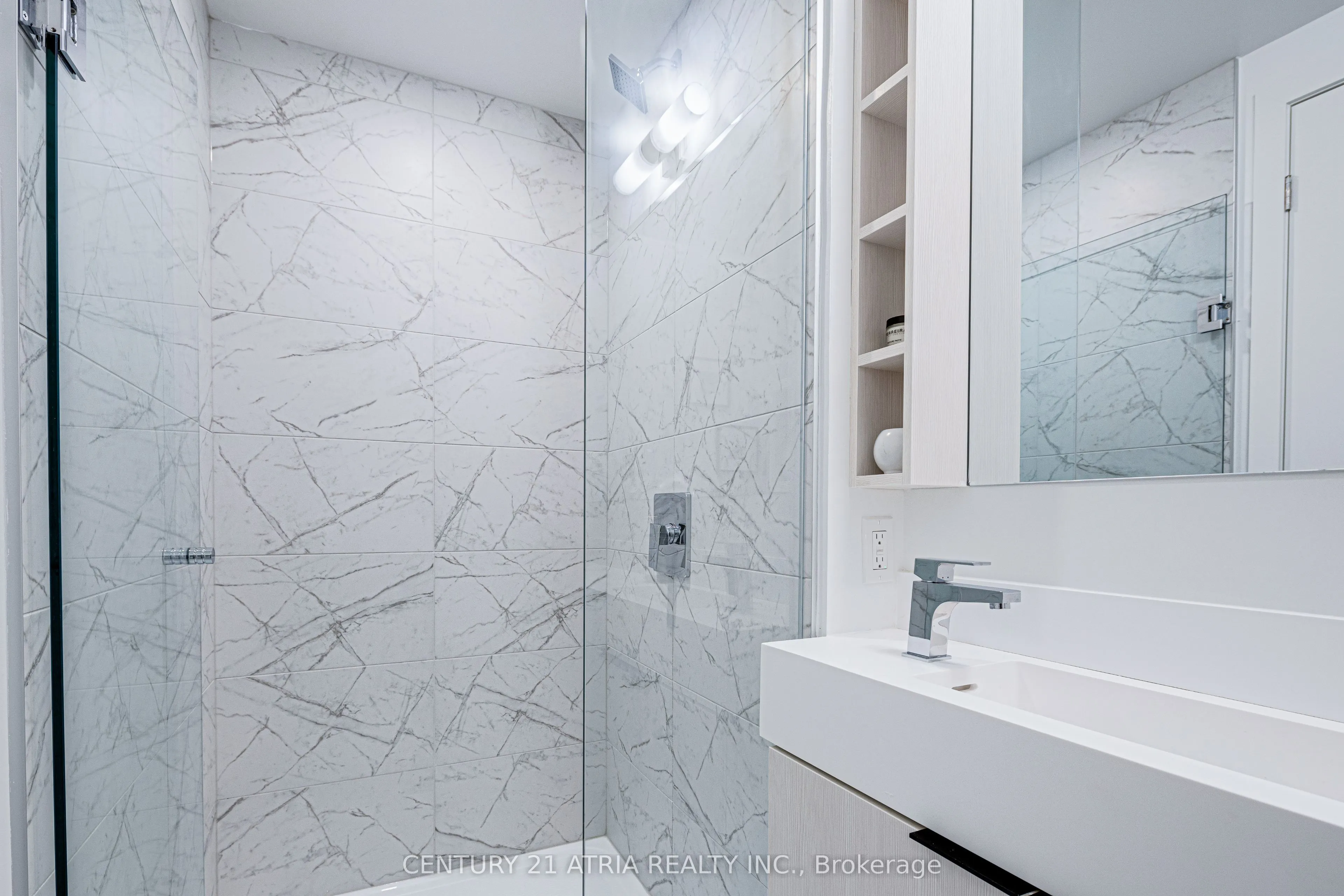 82 Dalhousie Street, #2803
