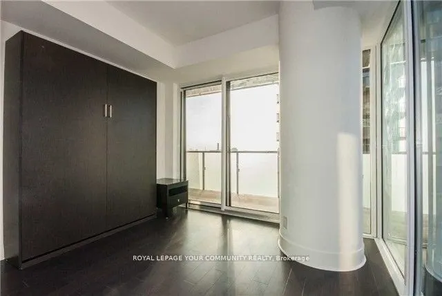 1080 Bay Street, #3708